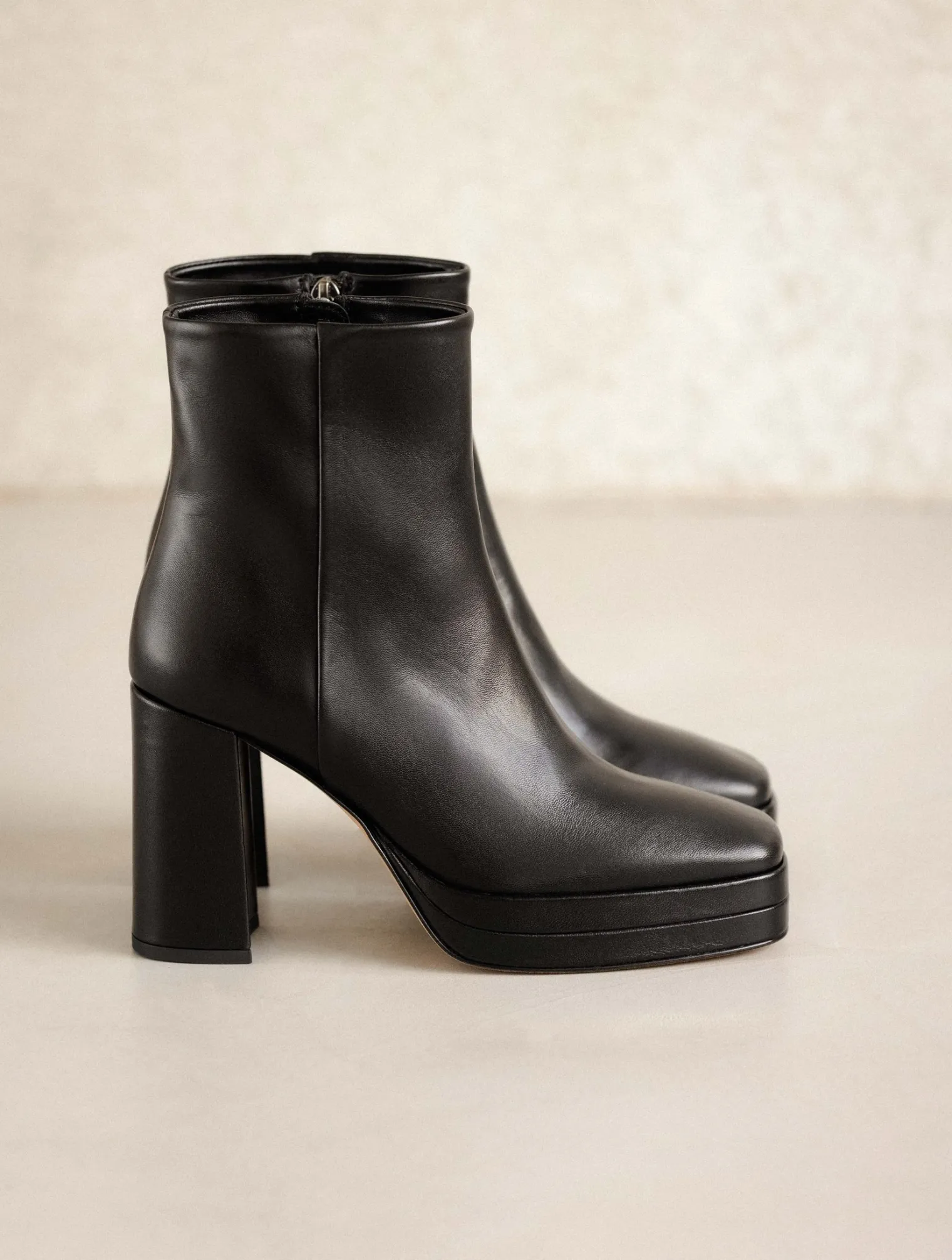 adle_2.webp Women Bobbies Ankle Boots | Platforms & Clogs | Adèle