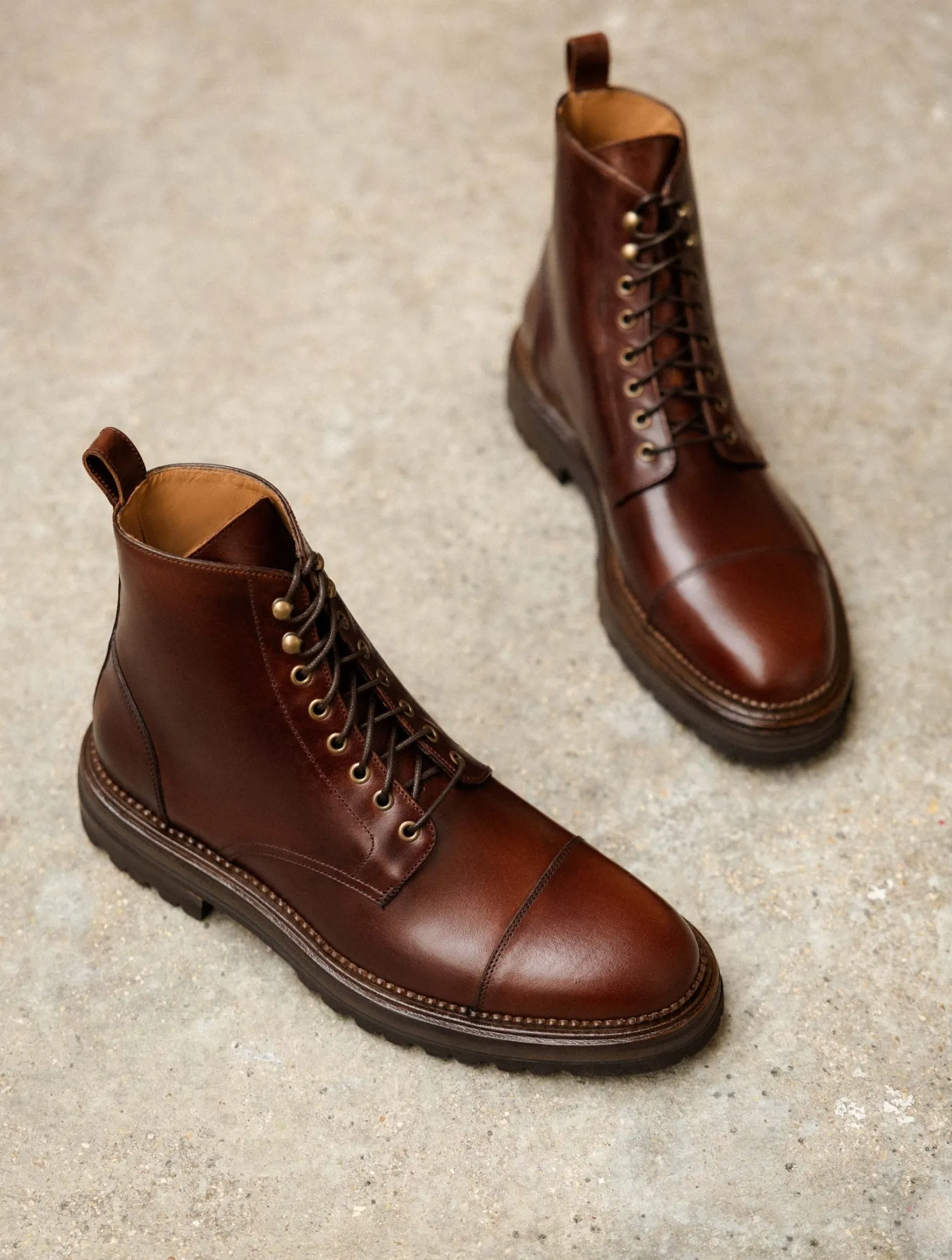 alan_2-1.webp Bobbies Boots | Alan