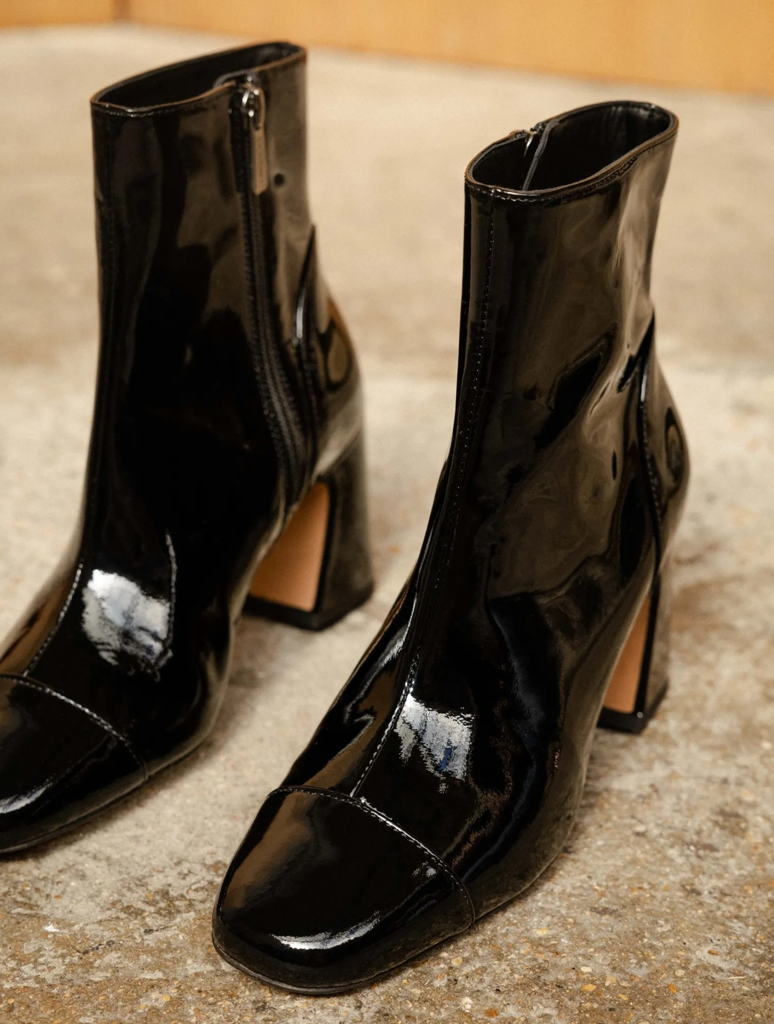 aline_5.webp Women Bobbies Ankle Boots | Aline