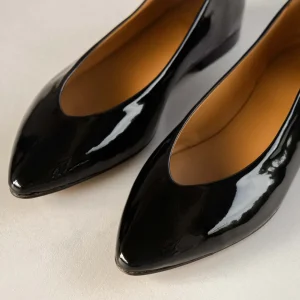 Women Bobbies Ballet Flats | Alyssa