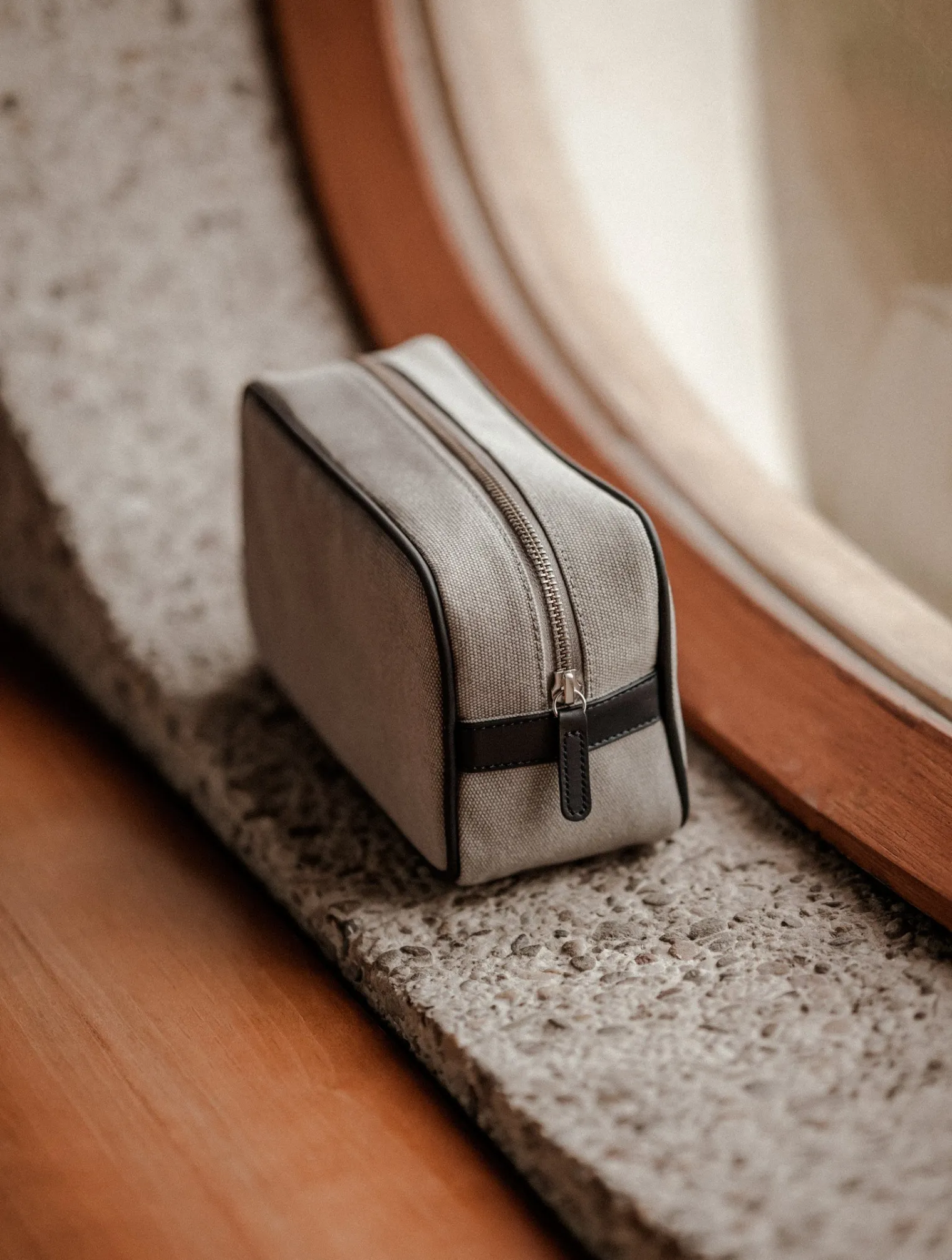 amalfi_3-2.webp Bobbies Travel Bags | Small Leather Goods | Amalfi