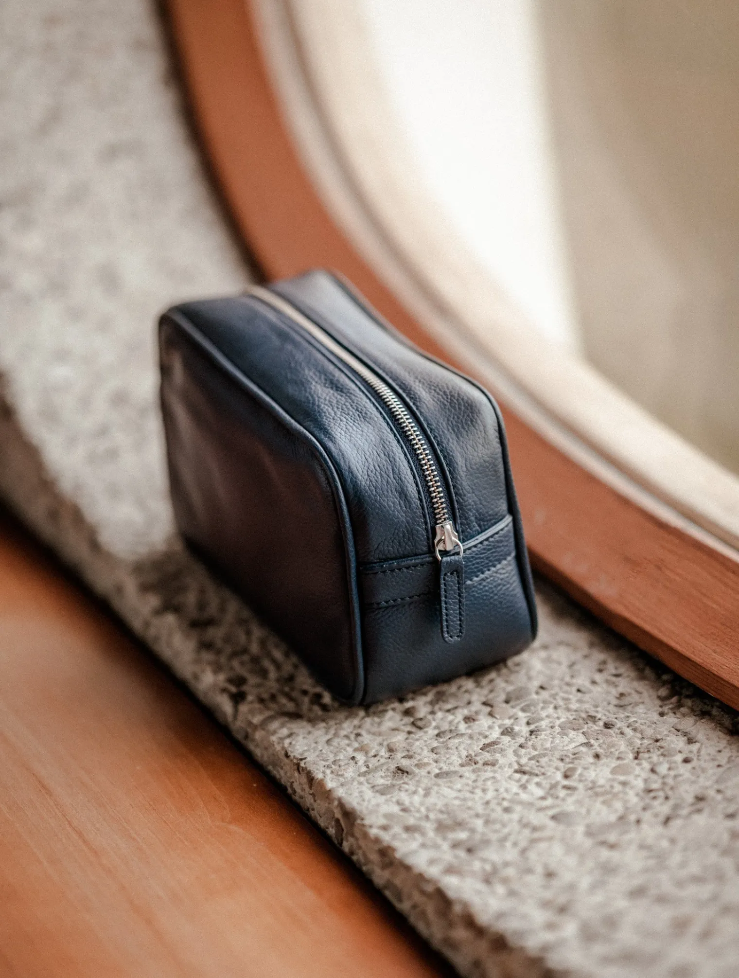 amalfi_3.webp Bobbies Travel Bags | Small Leather Goods | Amalfi