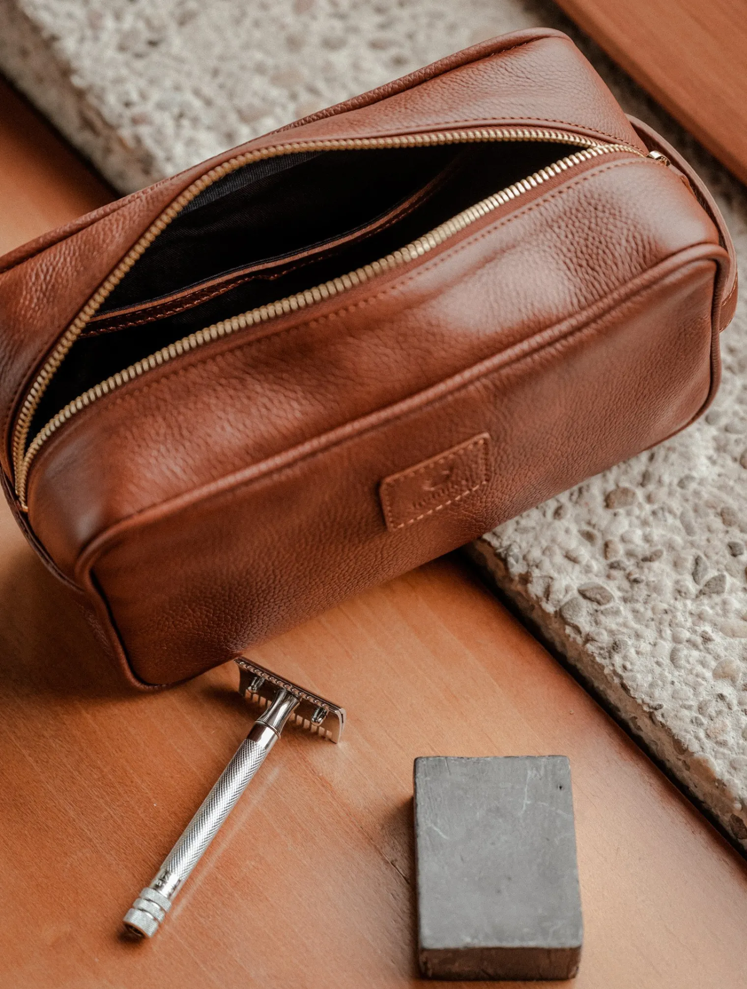 amalfi_4-4.webp Bobbies Travel Bags | Small Leather Goods | Amalfi