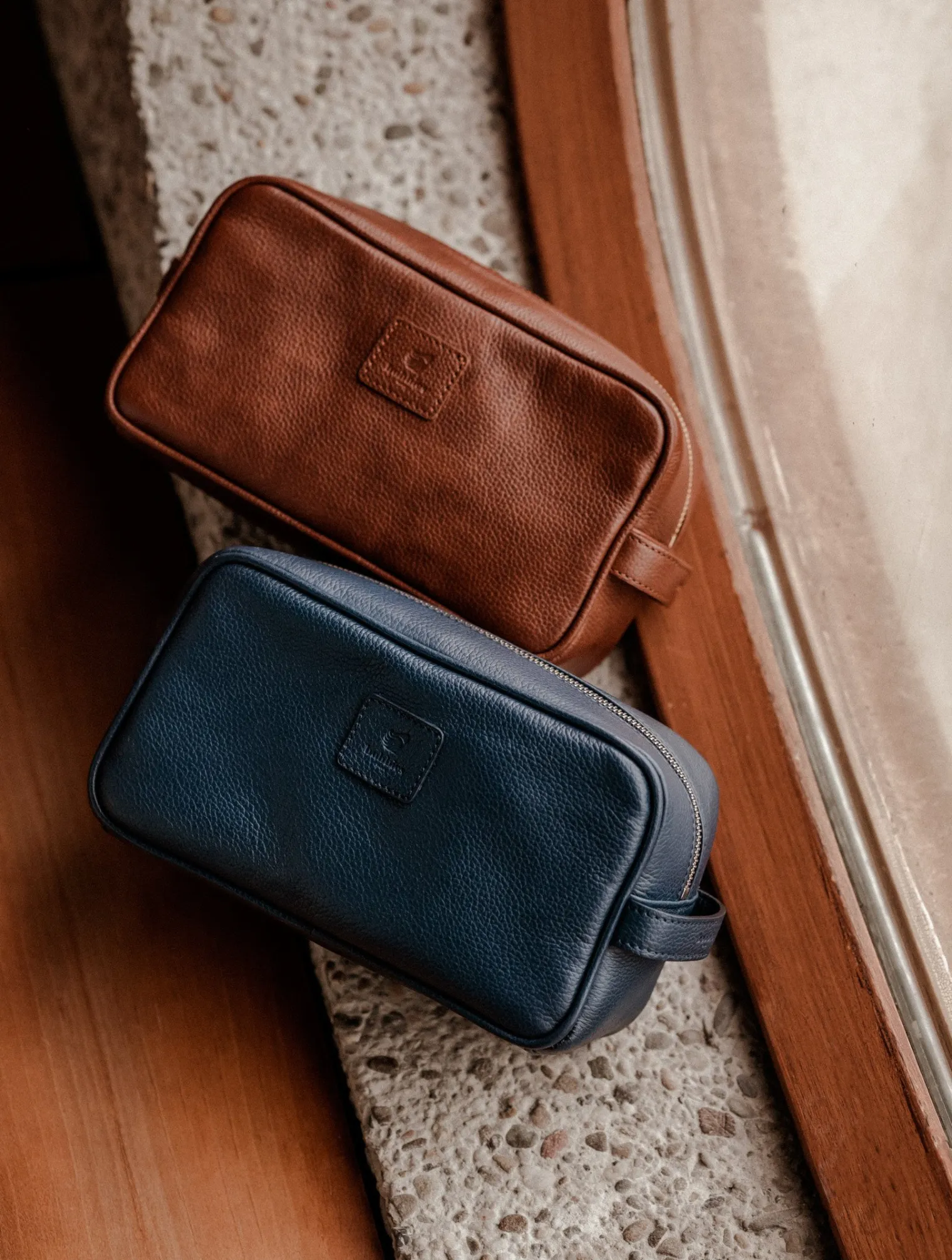 amalfi_5.webp Bobbies Travel Bags | Small Leather Goods | Amalfi