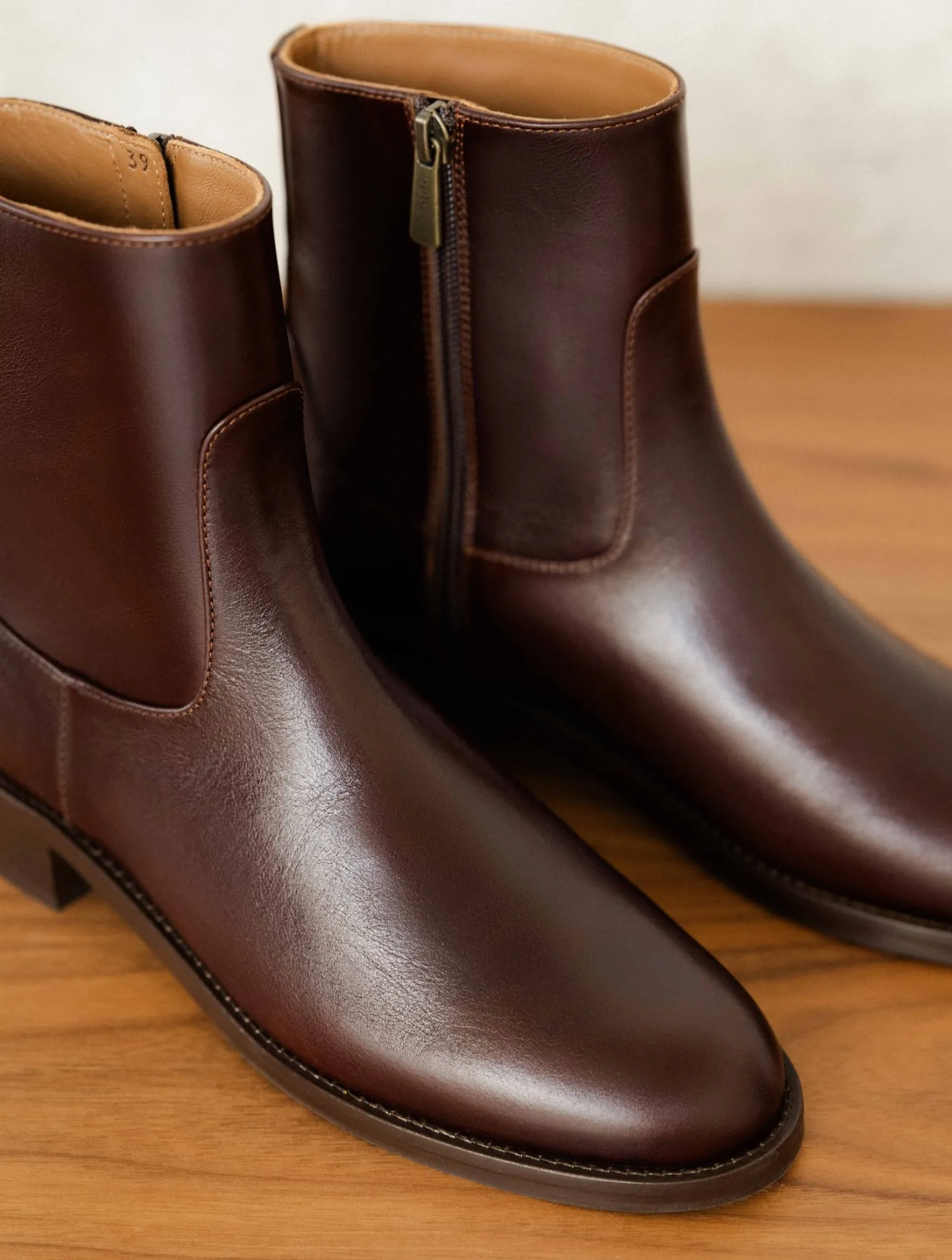 arij_4-1.webp Women Bobbies Ankle Boots | Arij