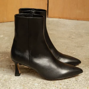Women Bobbies Ankle Boots | Audrey