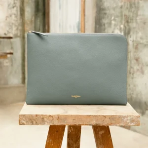 Women Bobbies Laptop Sleeves | Belize