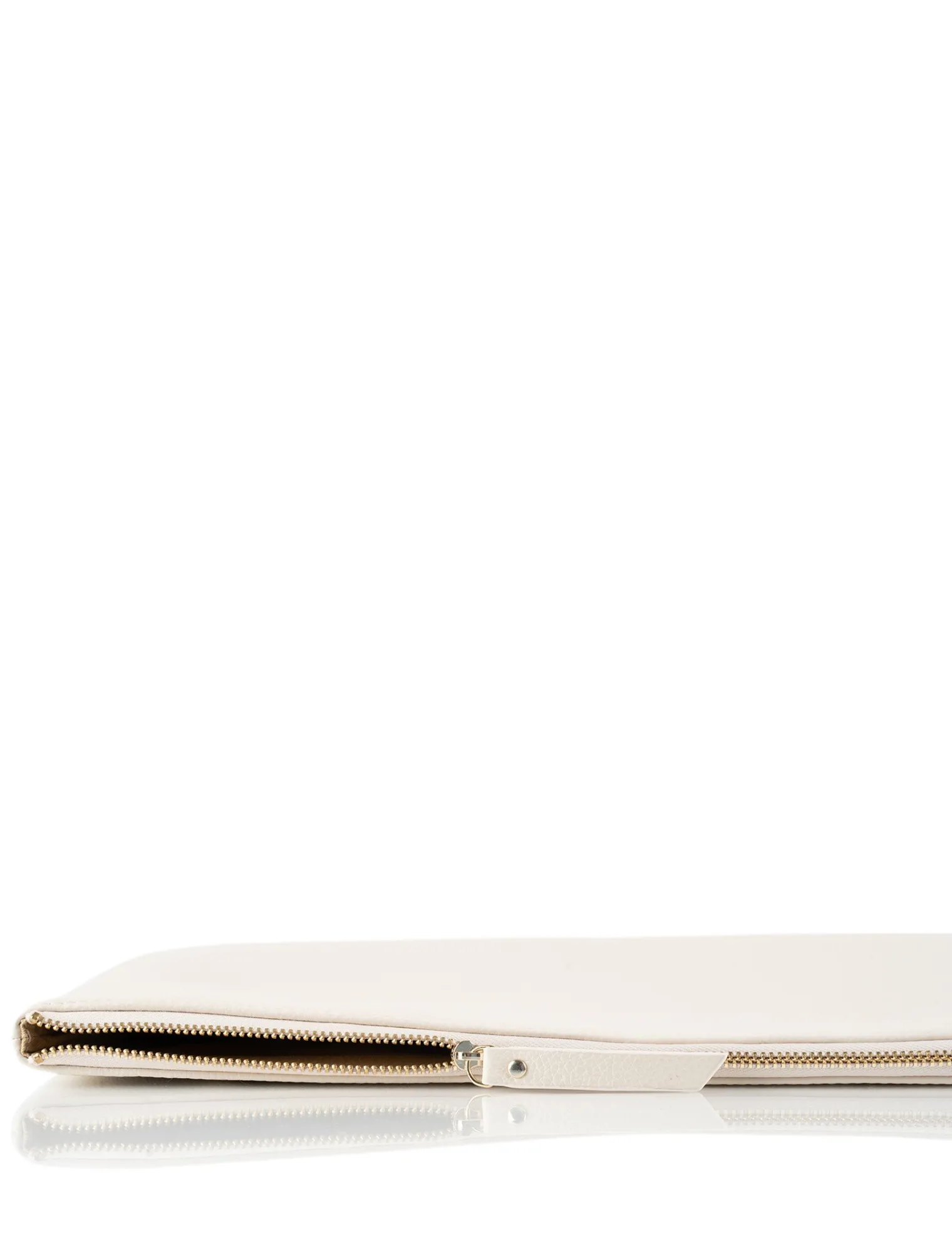 belize_10-3.webp Women Bobbies Laptop Sleeves | Belize