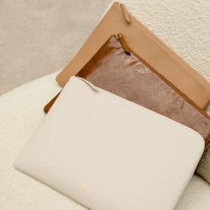 Women Bobbies Laptop Sleeves | Belize