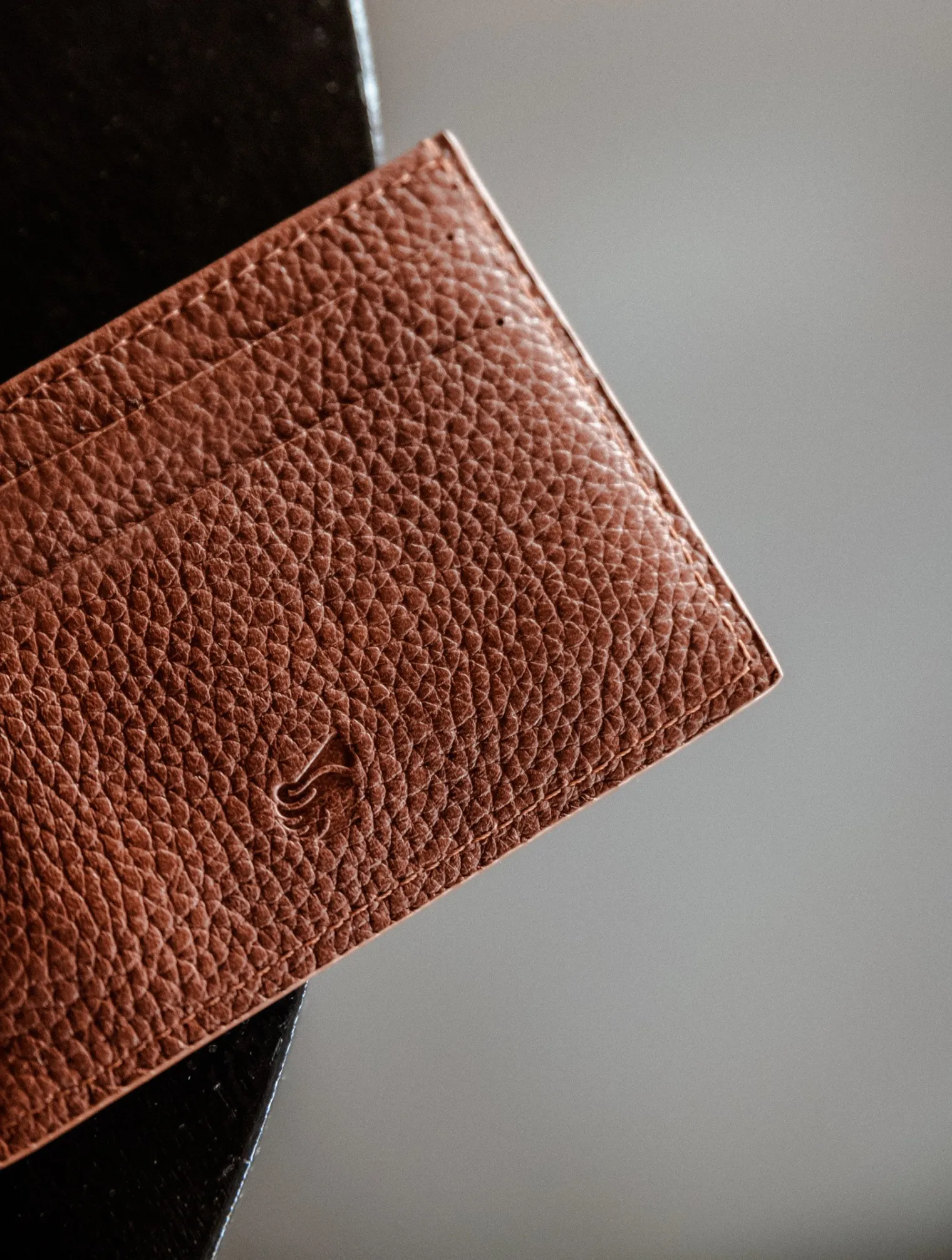 bermudes_2.webp Bobbies Small Leather Goods | Bermudes