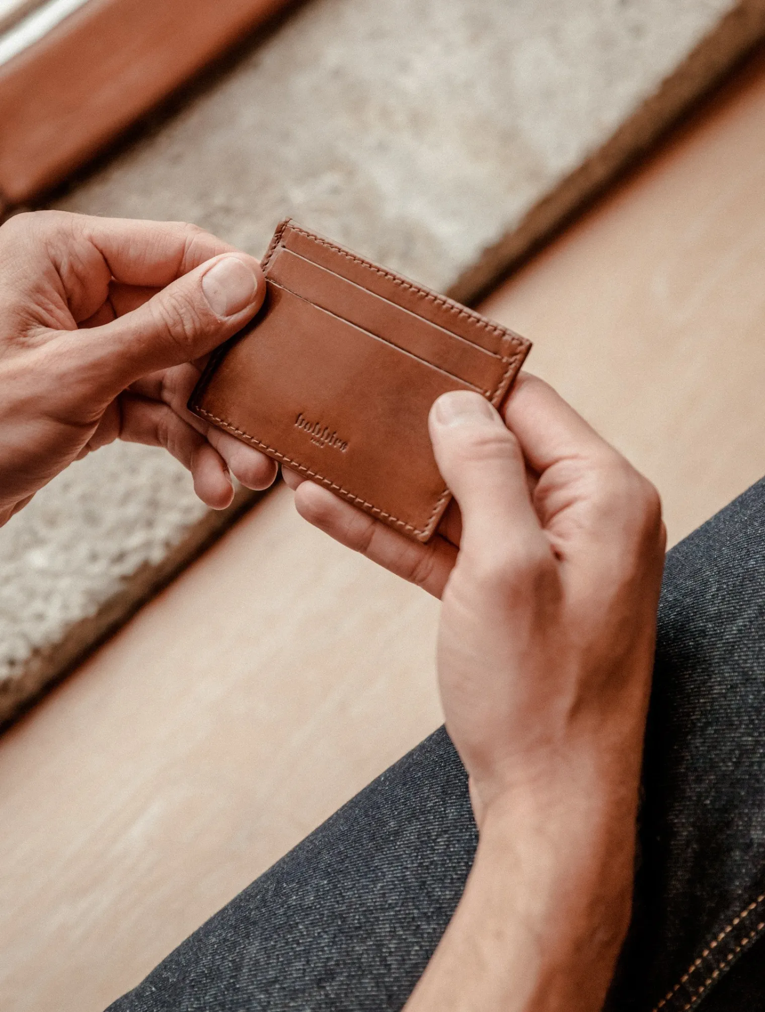 bermudes_4-5.webp Bobbies Small Leather Goods | Bermudes