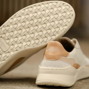 Women Bobbies Sneakers | Beverly