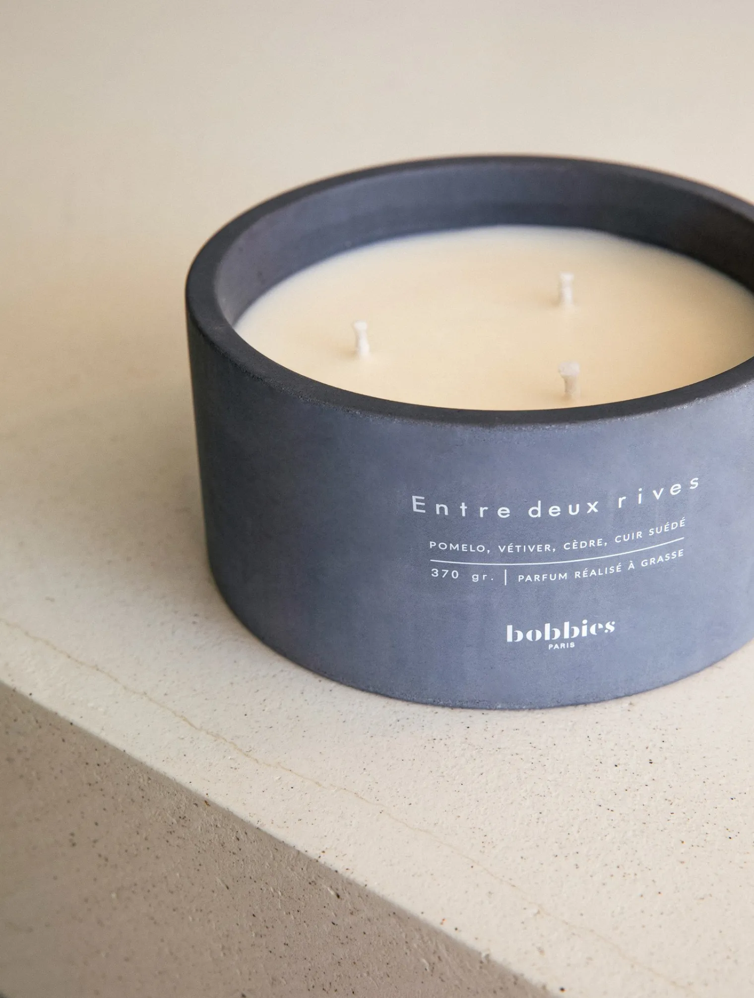 bougie_2.webp Women Bobbies Candles | Candles | Bougie