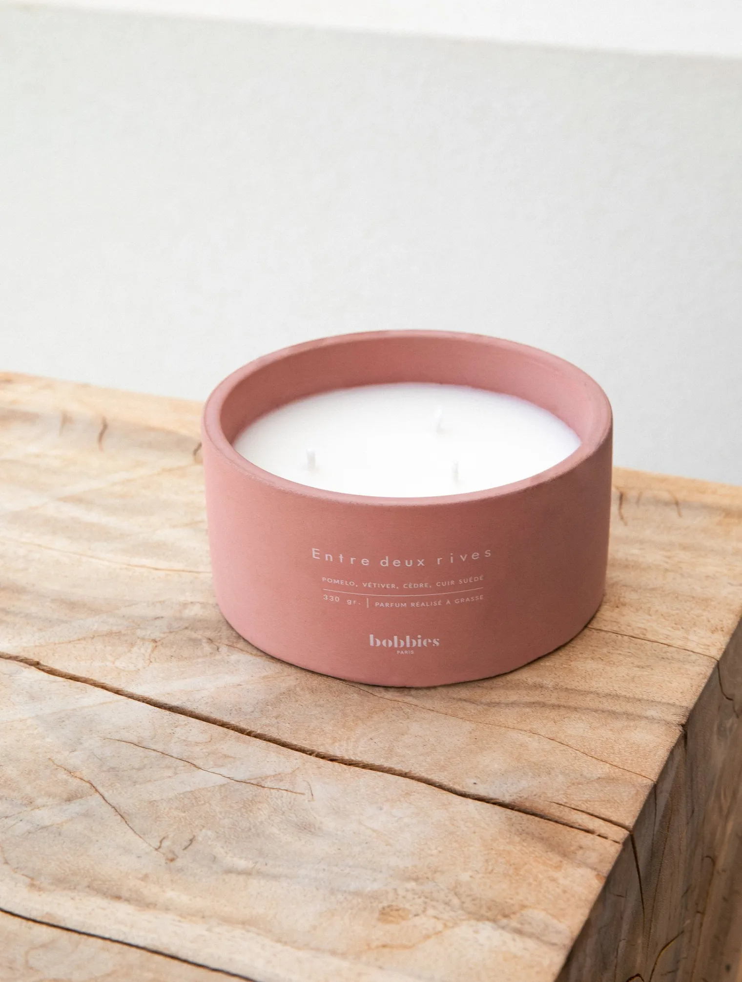 bougie_3-1.webp Women Bobbies Candles | Candles | Bougie