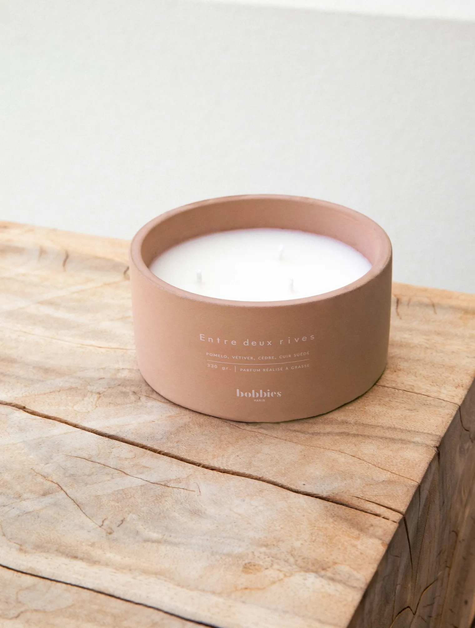 bougie_3-2.webp Women Bobbies Candles | Candles | Bougie