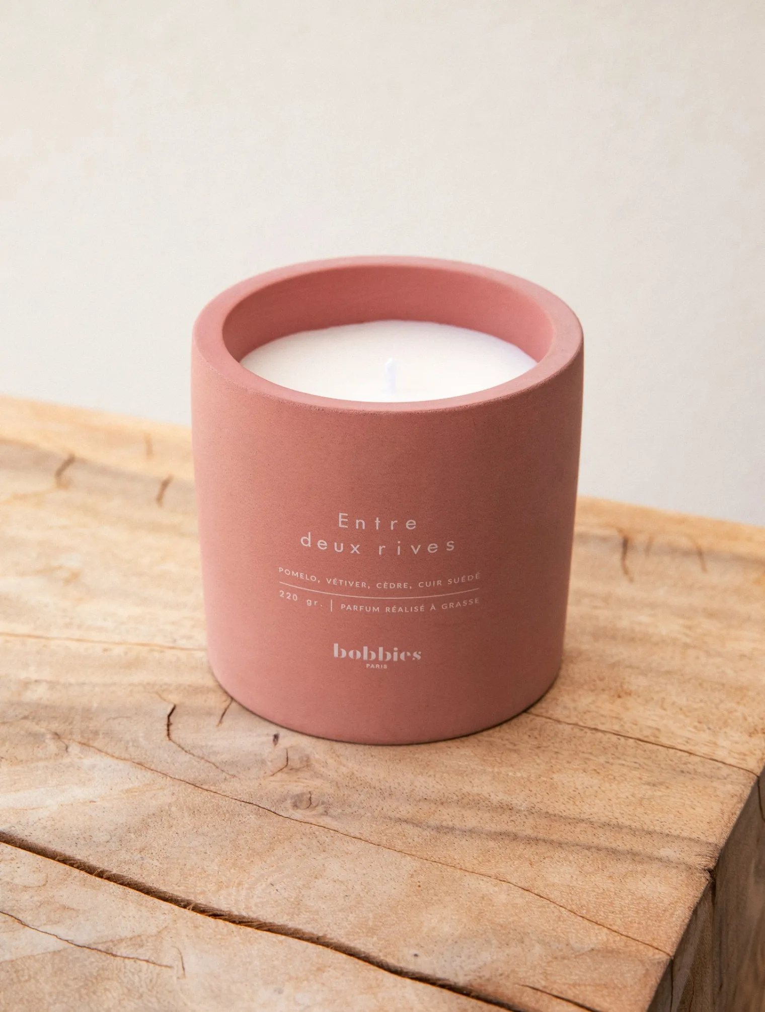 bougie_3-4.webp Women Bobbies Candles | Candles | Bougie