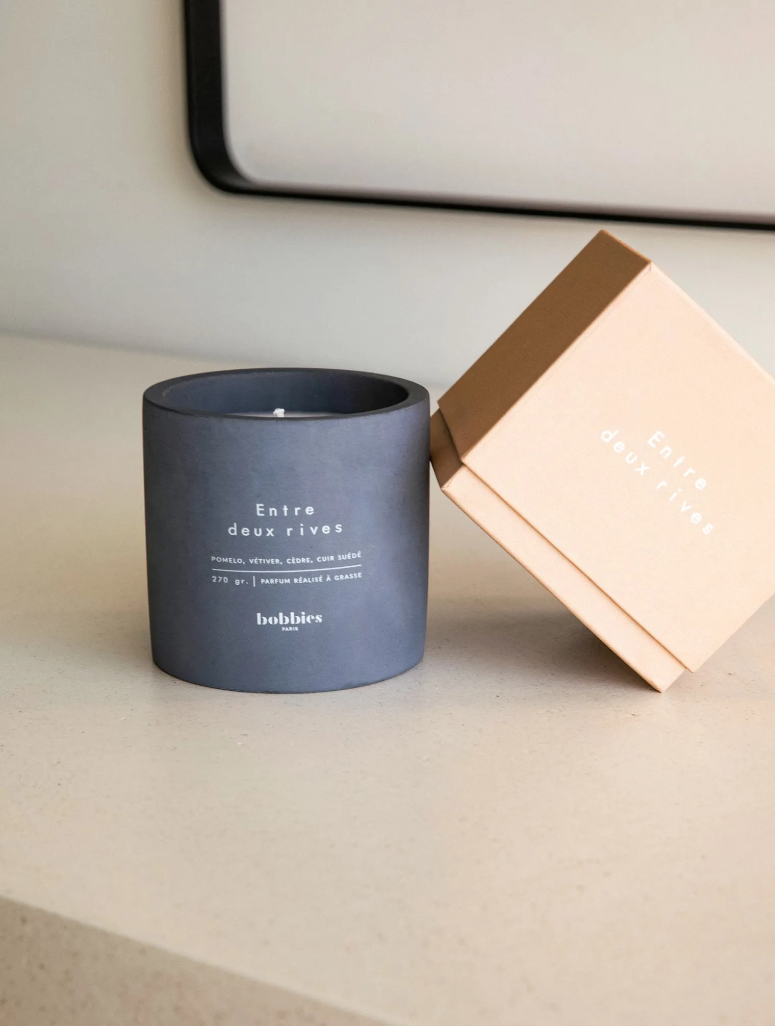 bougie_4-3.webp Women Bobbies Candles | Candles | Bougie