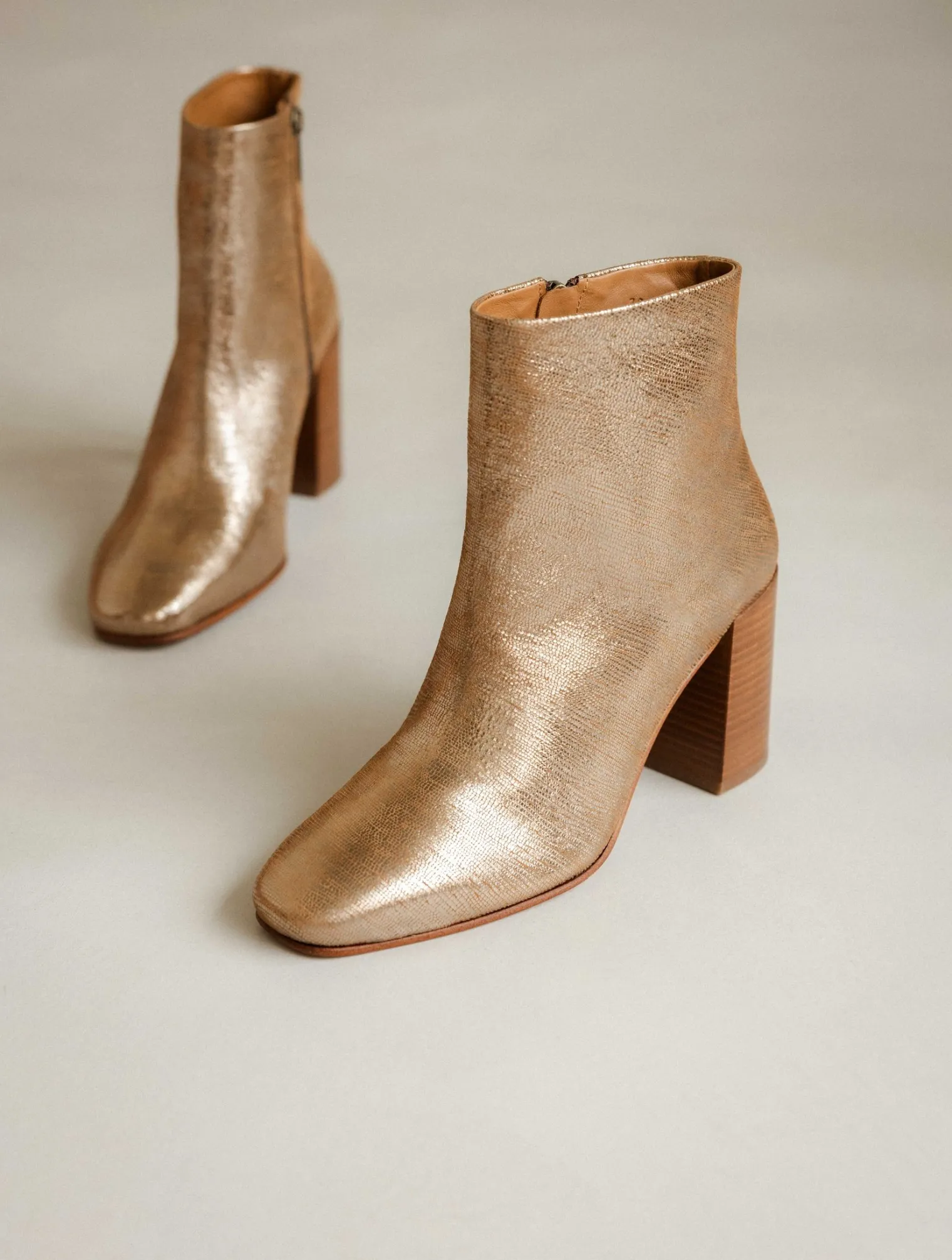 carla_2-2.webp Women Bobbies Ankle Boots | Carla