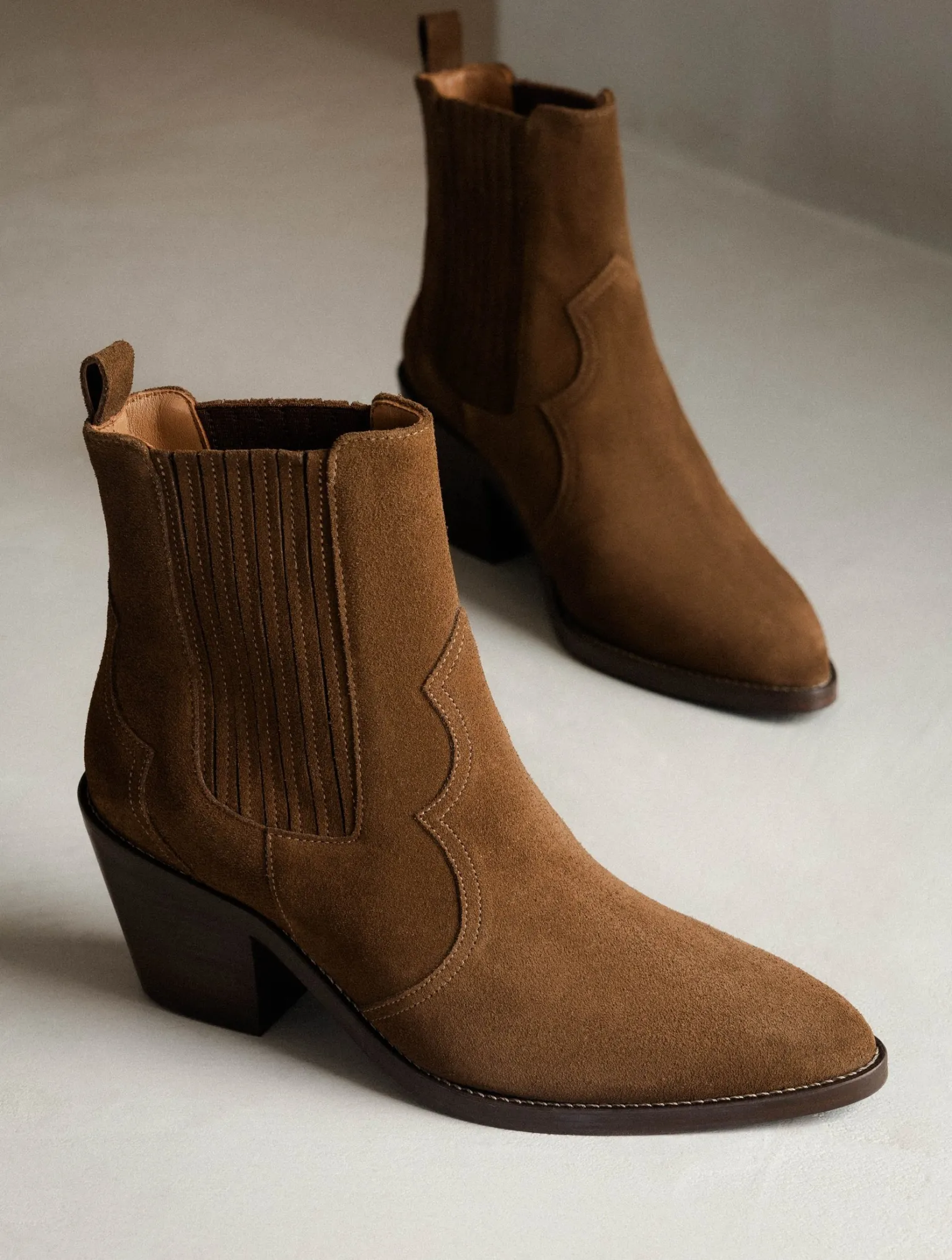 dakota_5-2.webp Women Bobbies Ankle Boots | Dakota