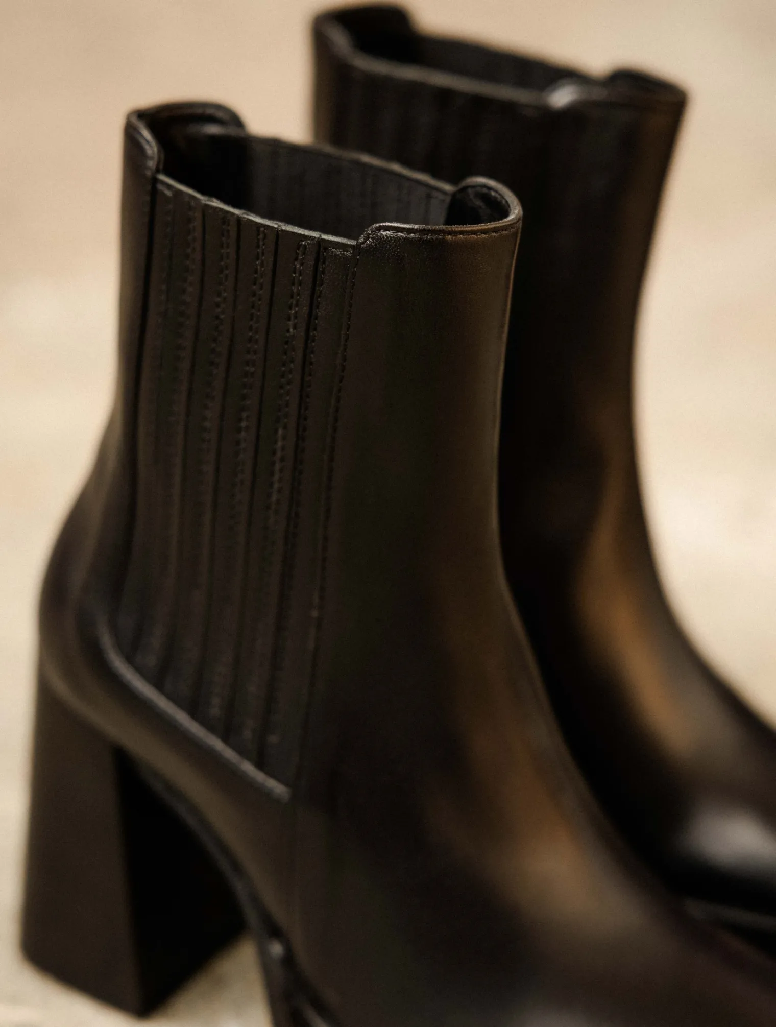 deva_4-1.webp Women Bobbies Platforms & Clogs | Ankle Boots | Deva