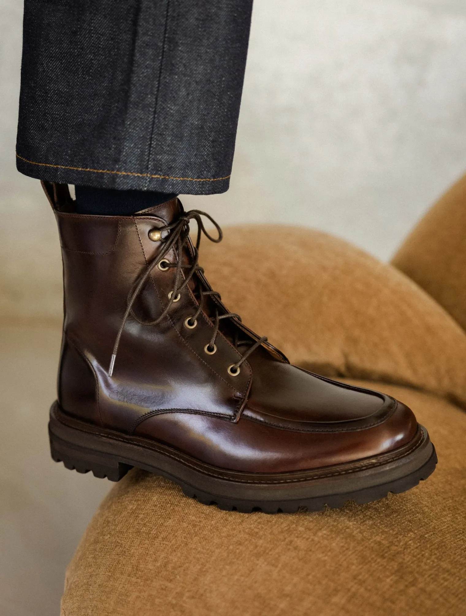 douglas_0-2.webp Bobbies Boots | Douglas