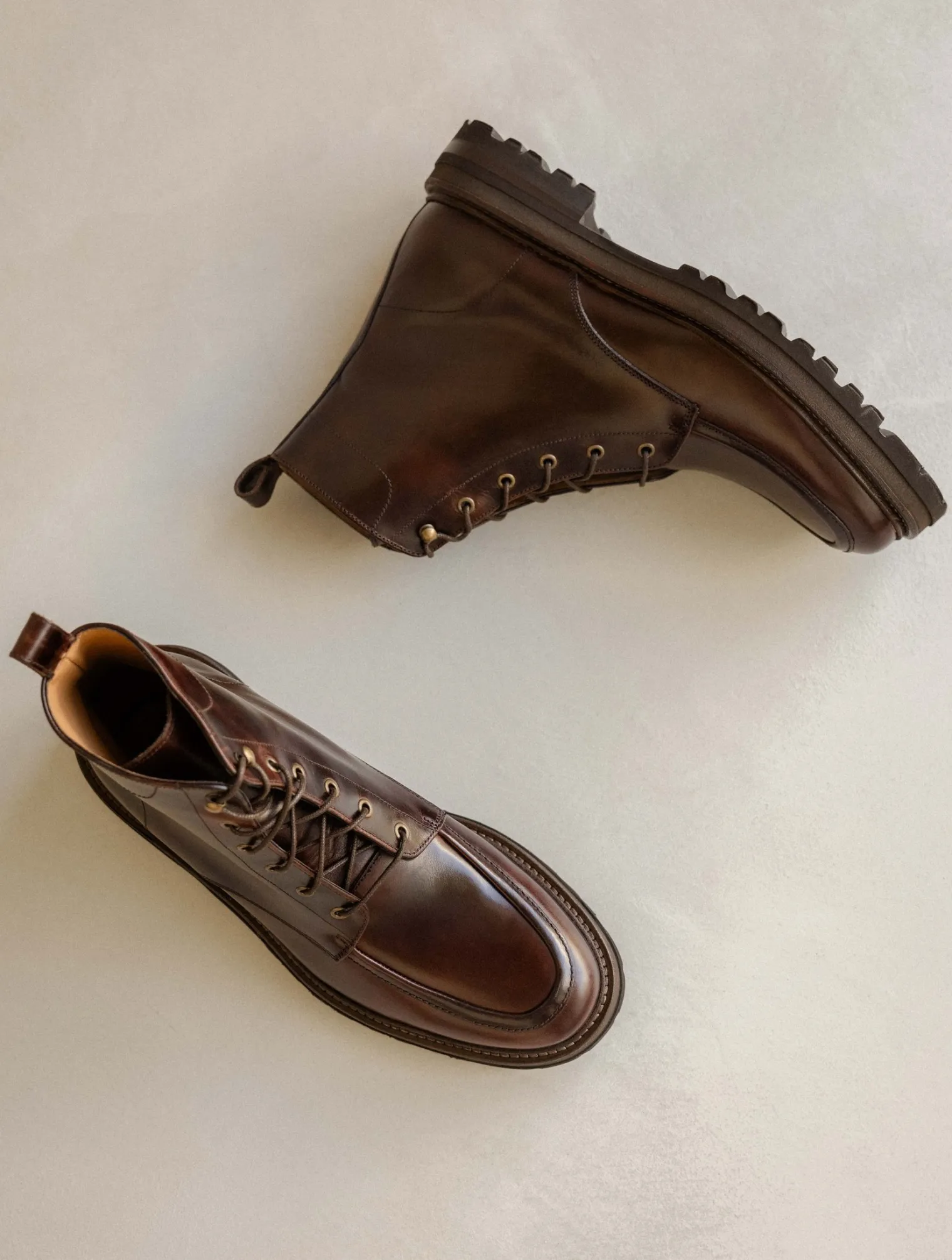 douglas_2-2.webp Bobbies Boots | Douglas