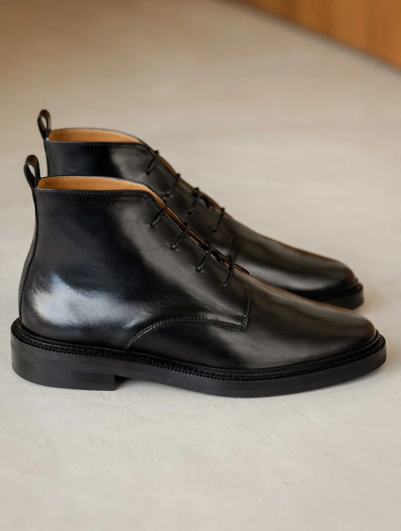 hakel_0.webp Bobbies Boots | Haïkel