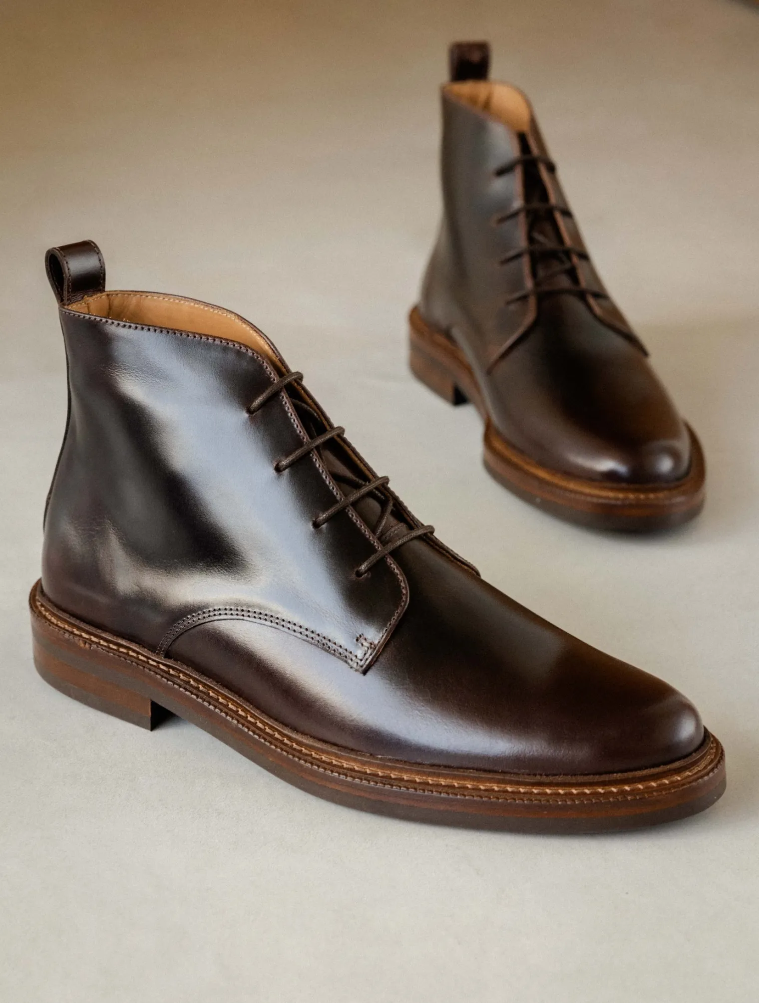 hakel_2-1.webp Bobbies Boots | Haïkel