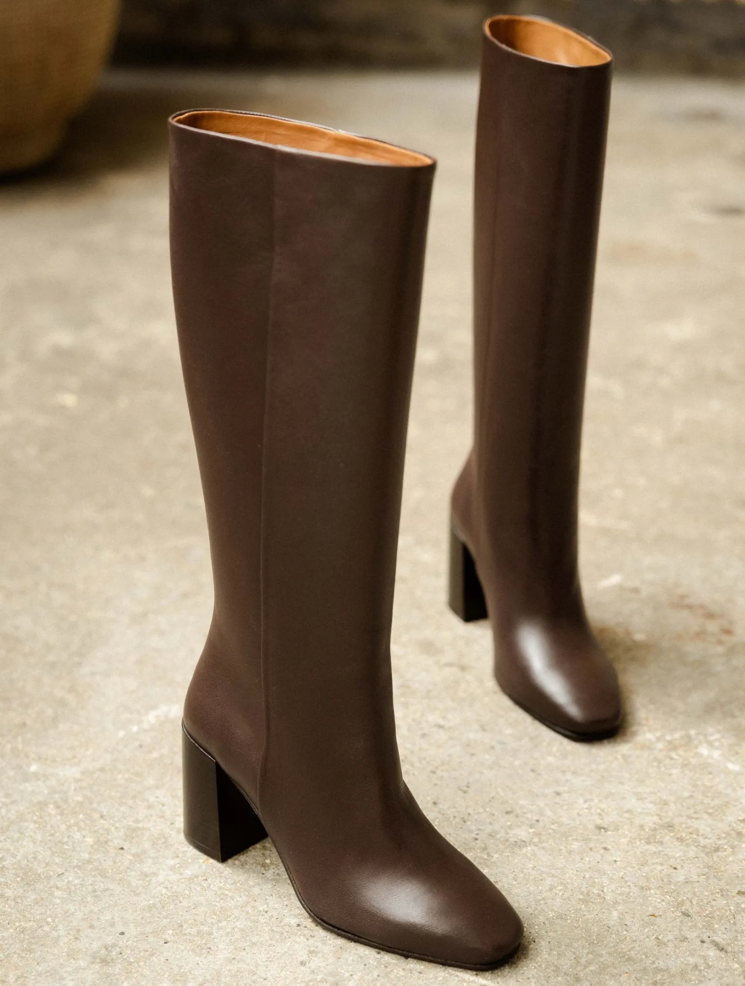 hisa_2-1.webp Women Bobbies Knee High Boots | Hisaé