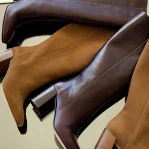 Women Bobbies Knee High Boots | Hisaé