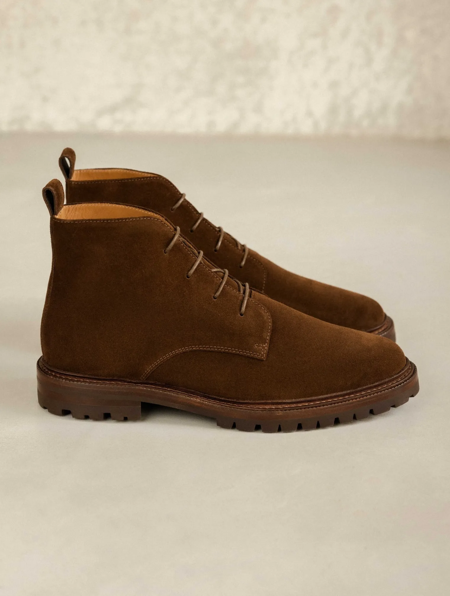 howelsen_0-2.webp Bobbies Boots | Howelsen