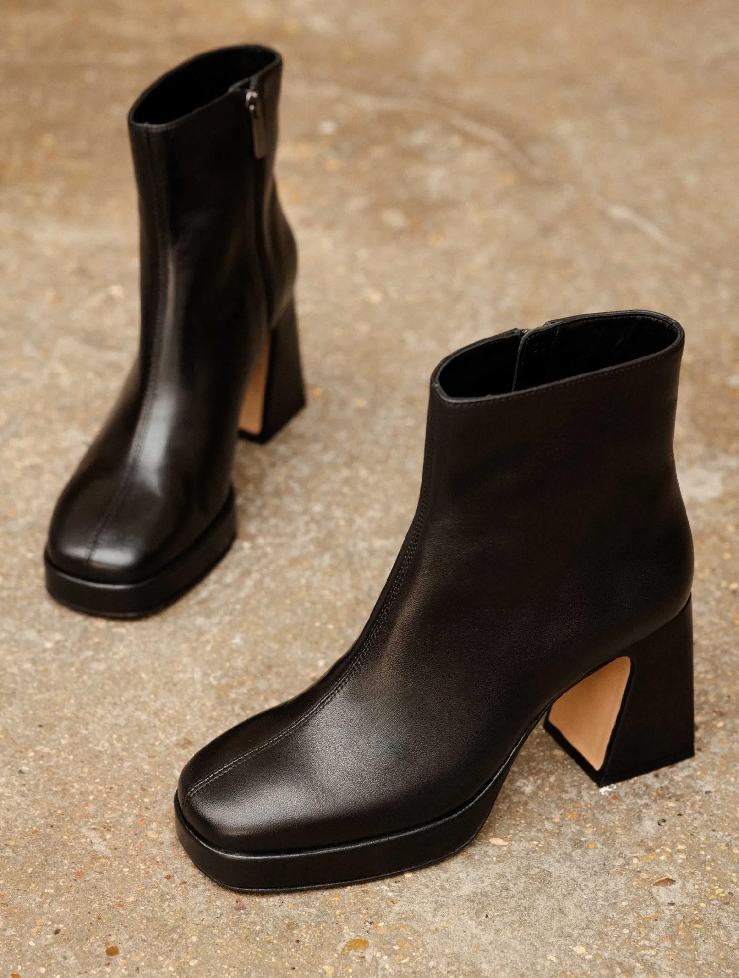 ins_3.webp Women Bobbies Ankle Boots | Inès