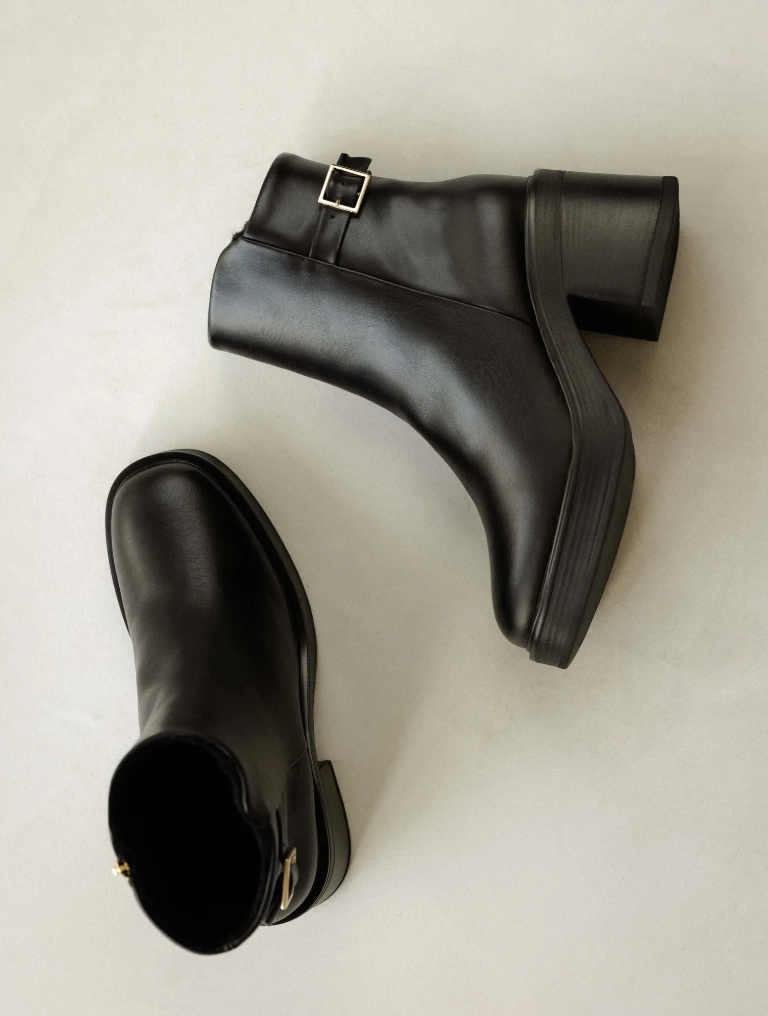 isumi_2.webp Women Bobbies Ankle Boots | Isumi