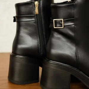 Women Bobbies Ankle Boots | Isumi