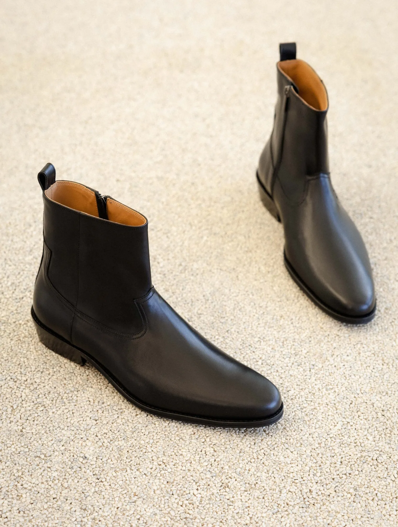jared_2.webp Bobbies Boots | Jared