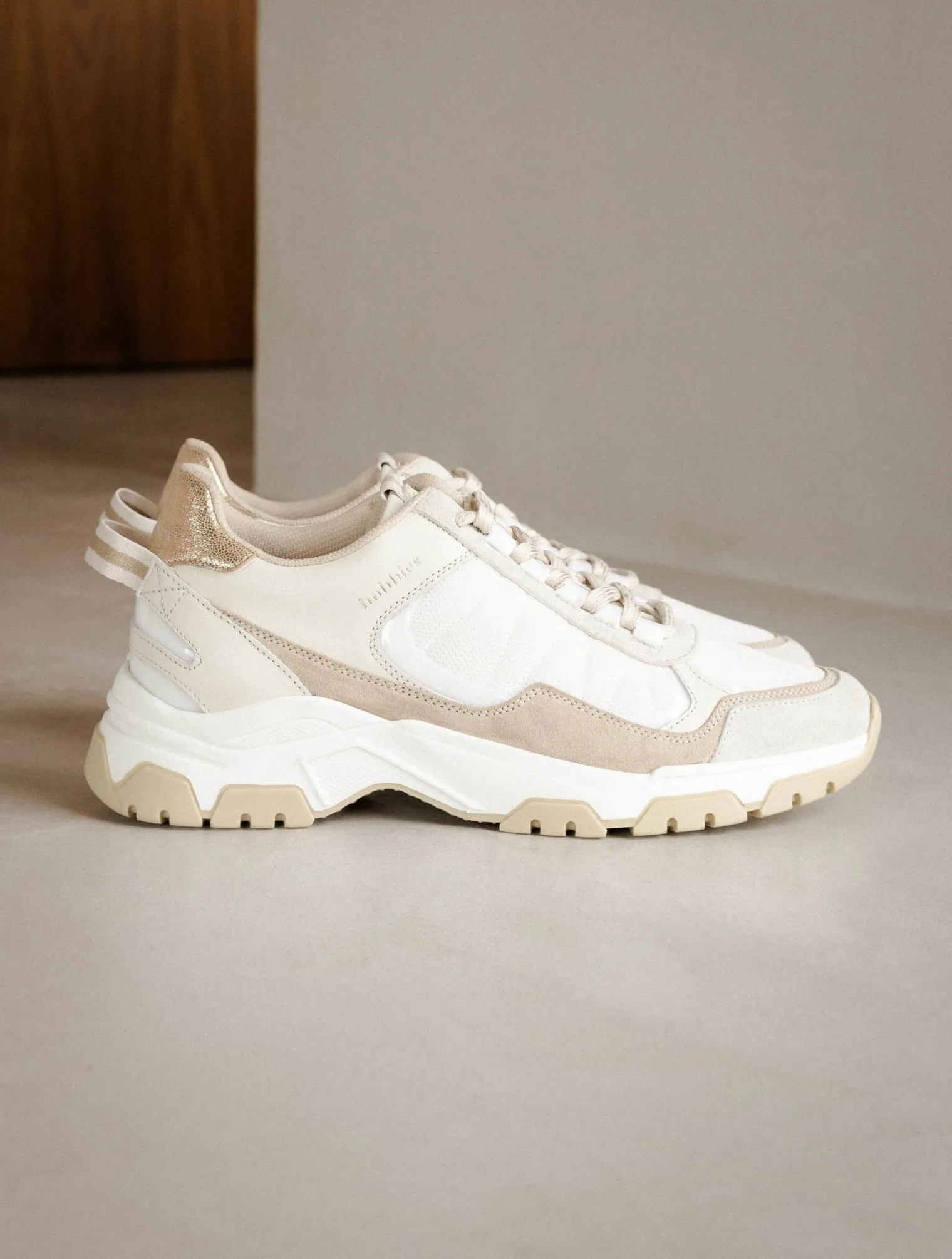 kiwa_6-2.webp Women Bobbies Sneakers | Kiwa