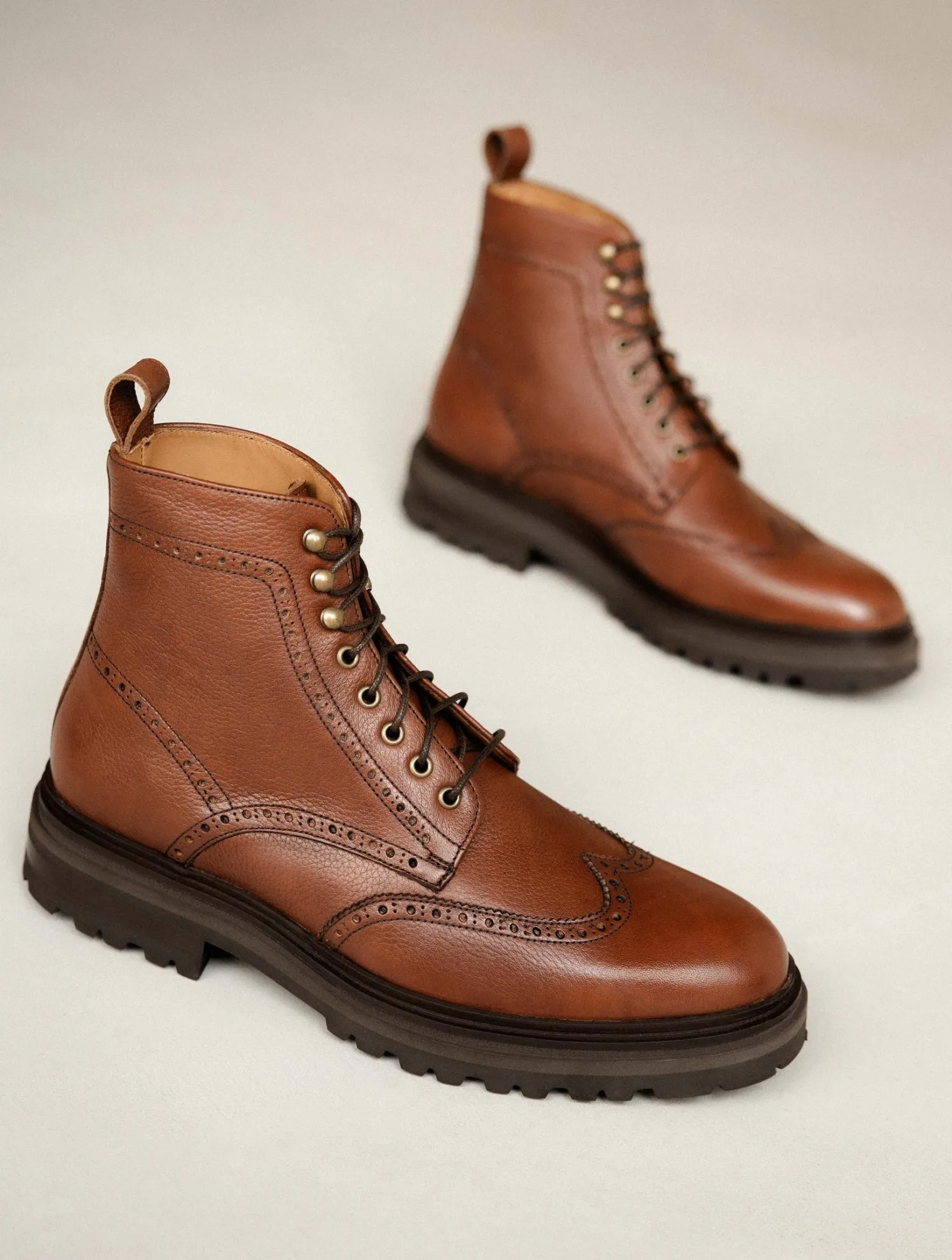 leandro_3.webp Bobbies Boots | Leandro