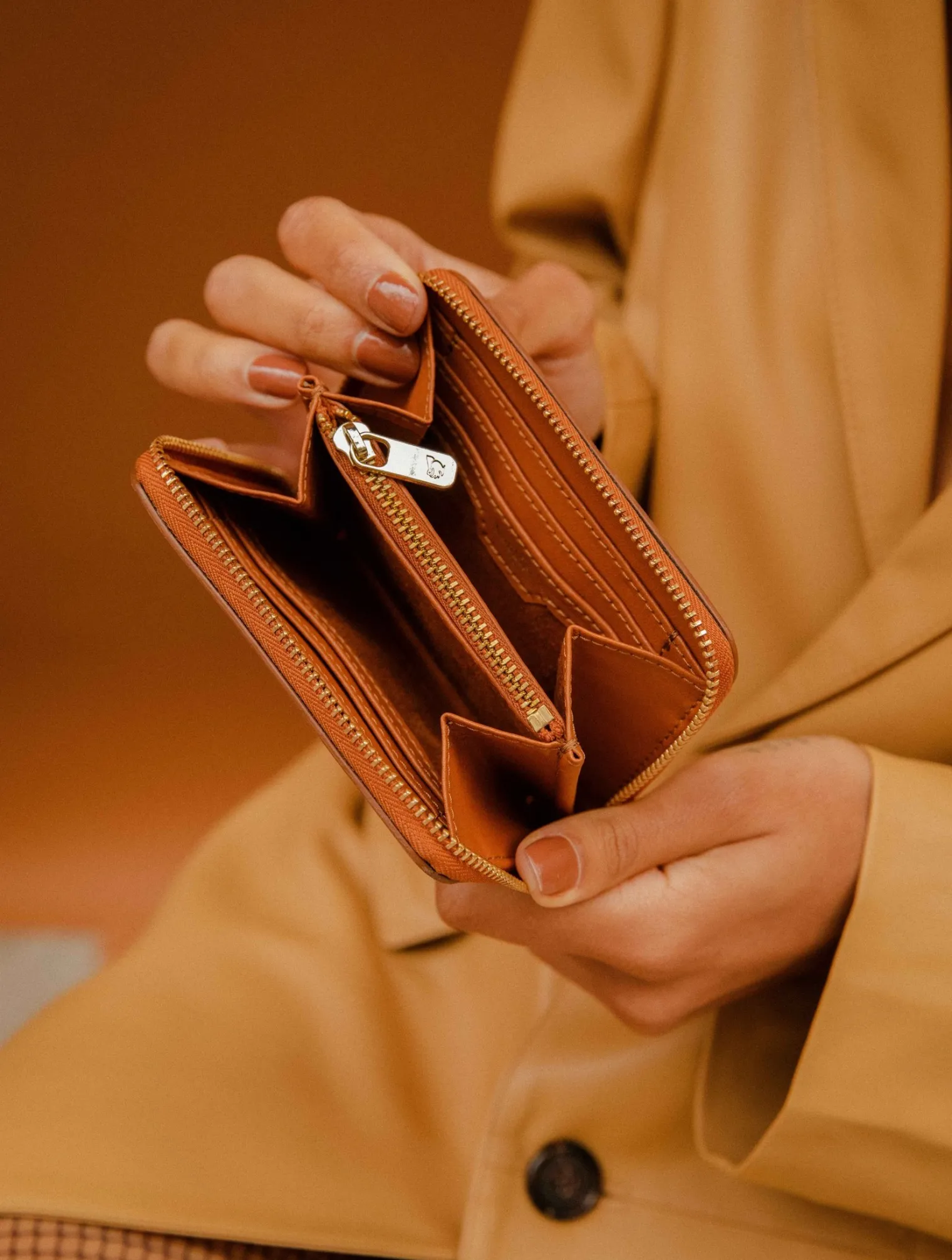 mabillon_2-11.webp Women Bobbies Small Leather Goods | Mabillon