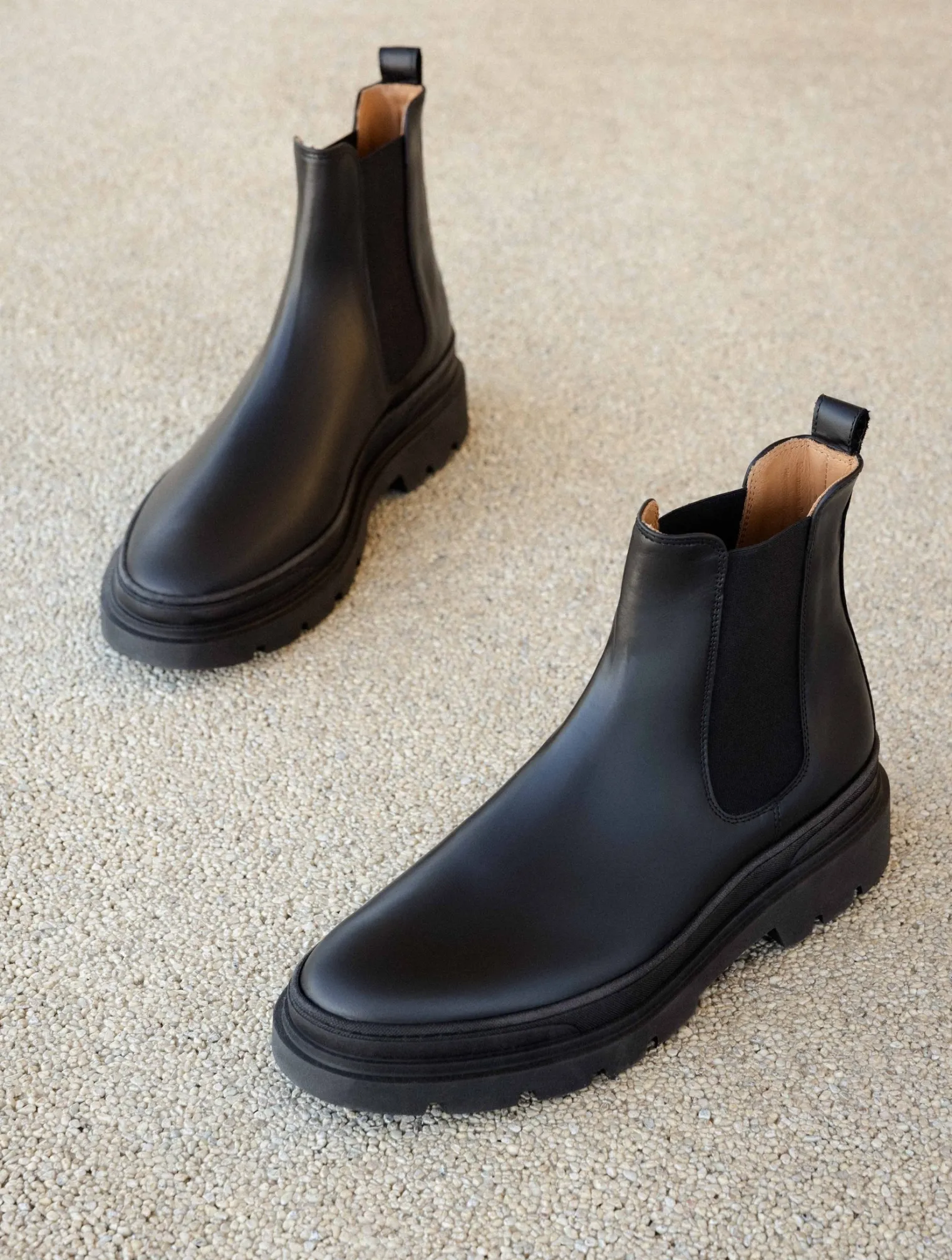 maokee_0.webp Bobbies Boots | Maokee
