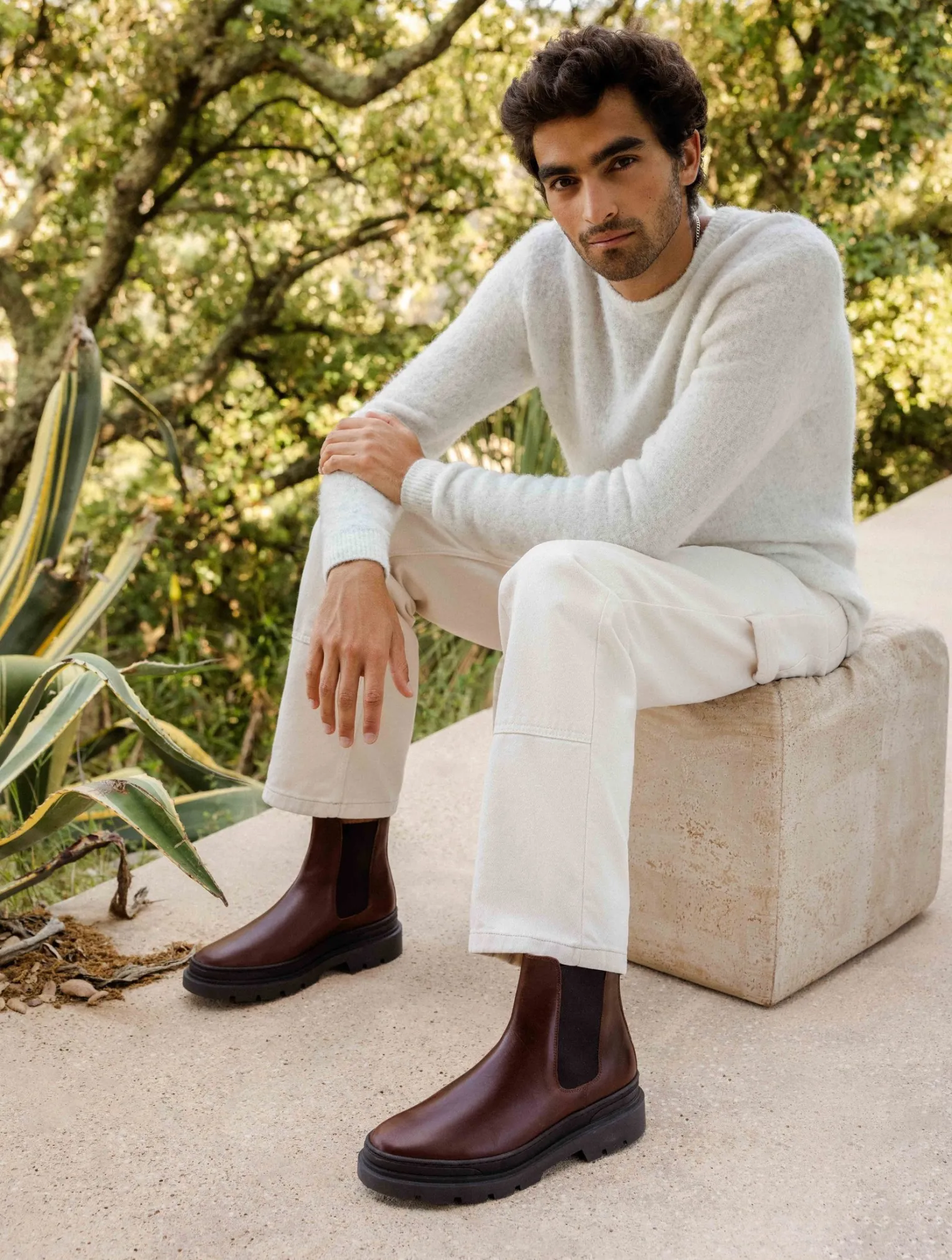 maokee_4-1.webp Bobbies Boots | Maokee