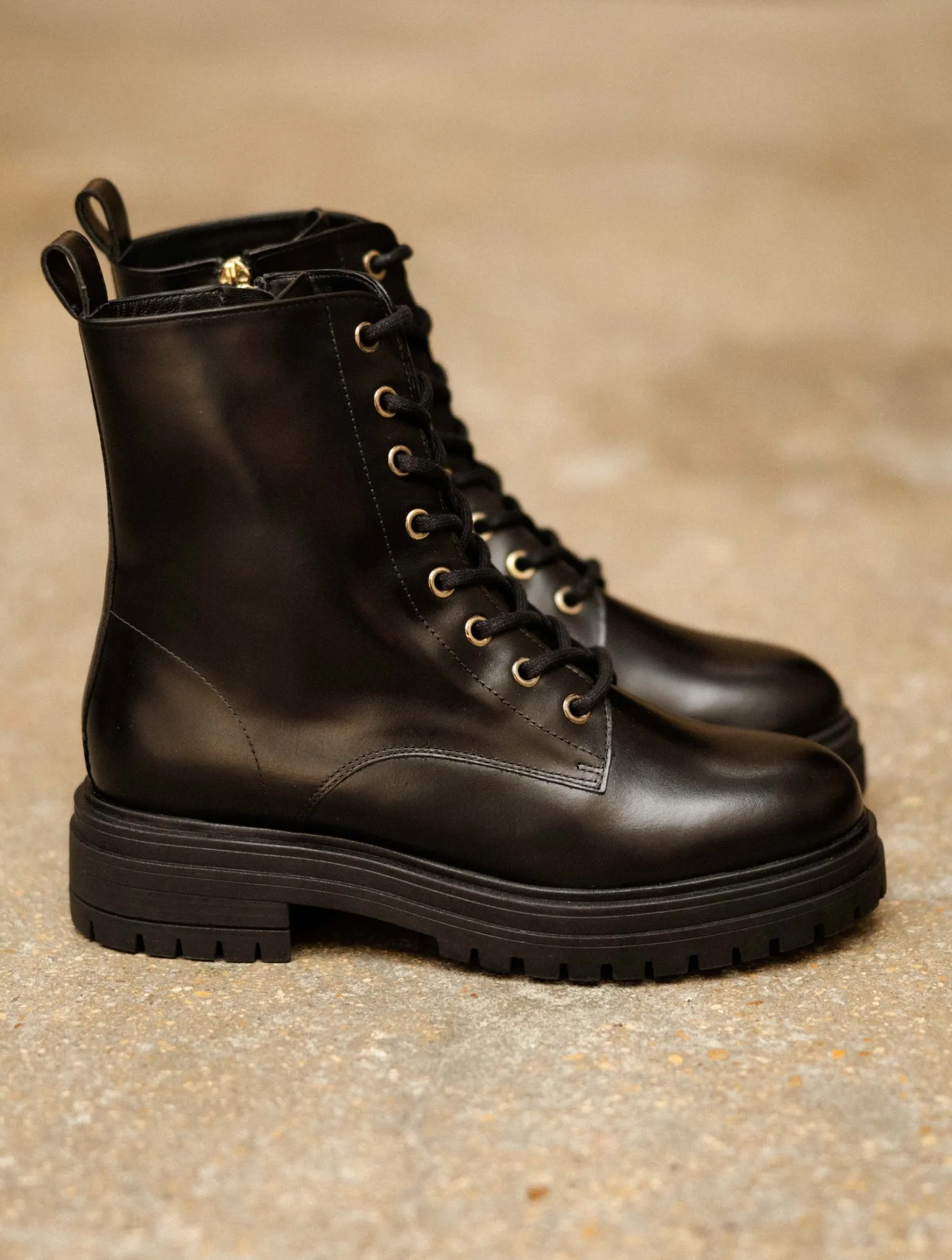 max_0.webp Women Bobbies Ankle Boots | Max