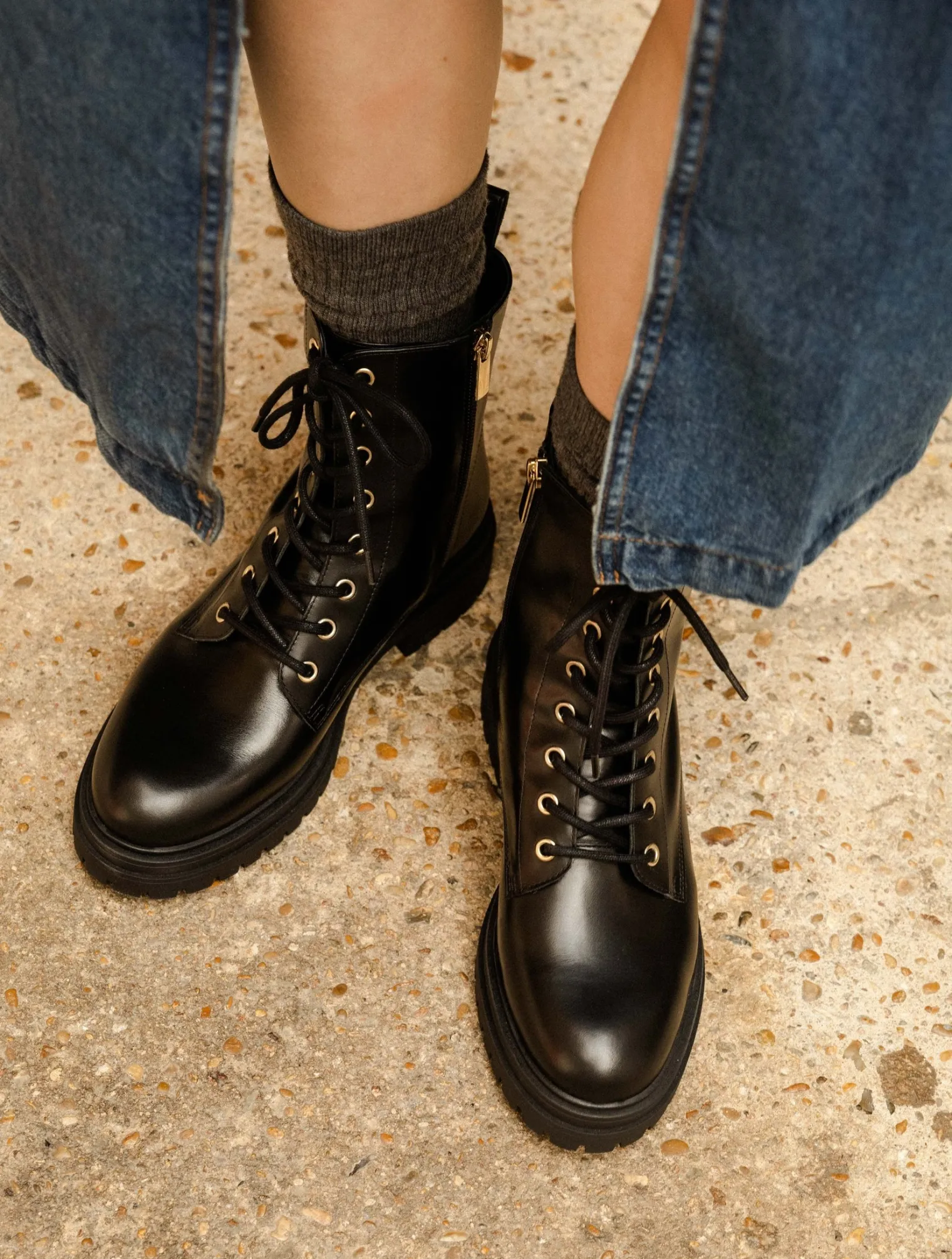 max_2.webp Women Bobbies Ankle Boots | Max