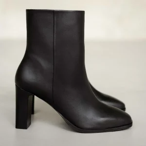 Women Bobbies Ankle Boots | May