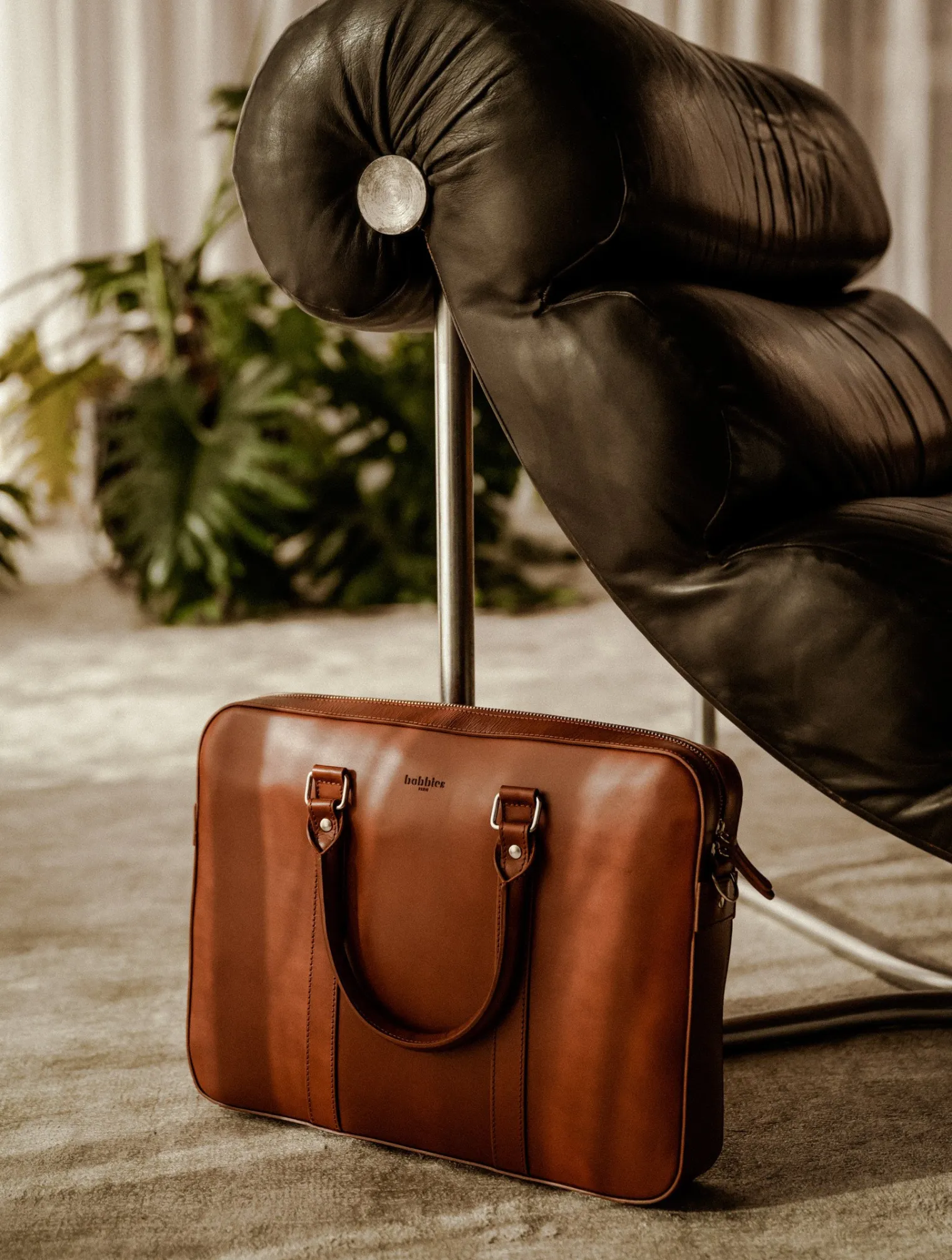 monceau_0-4.webp Bobbies Briefcases | Monceau