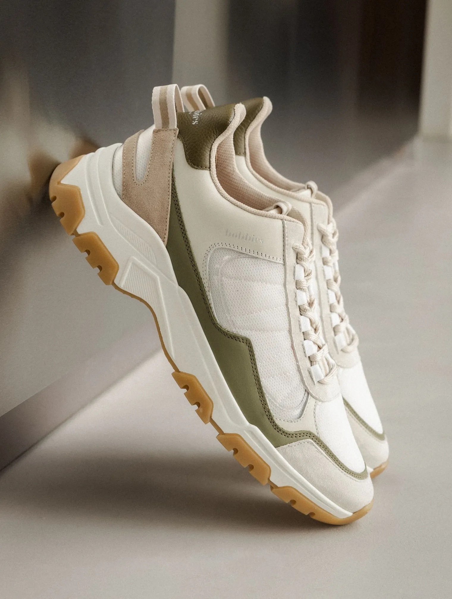 noda_0-1.webp Bobbies Sneakers | Noda