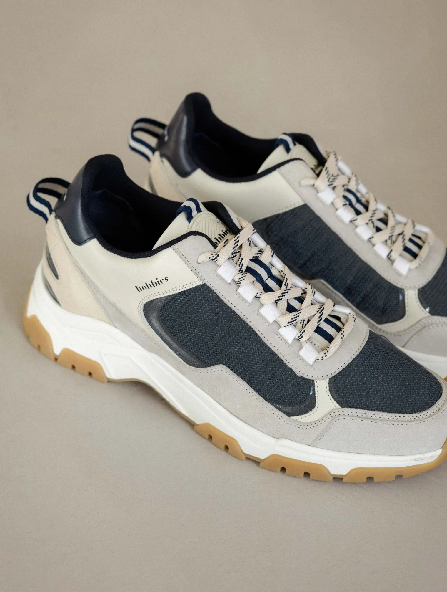 noda_3-2.webp Bobbies Sneakers | Noda