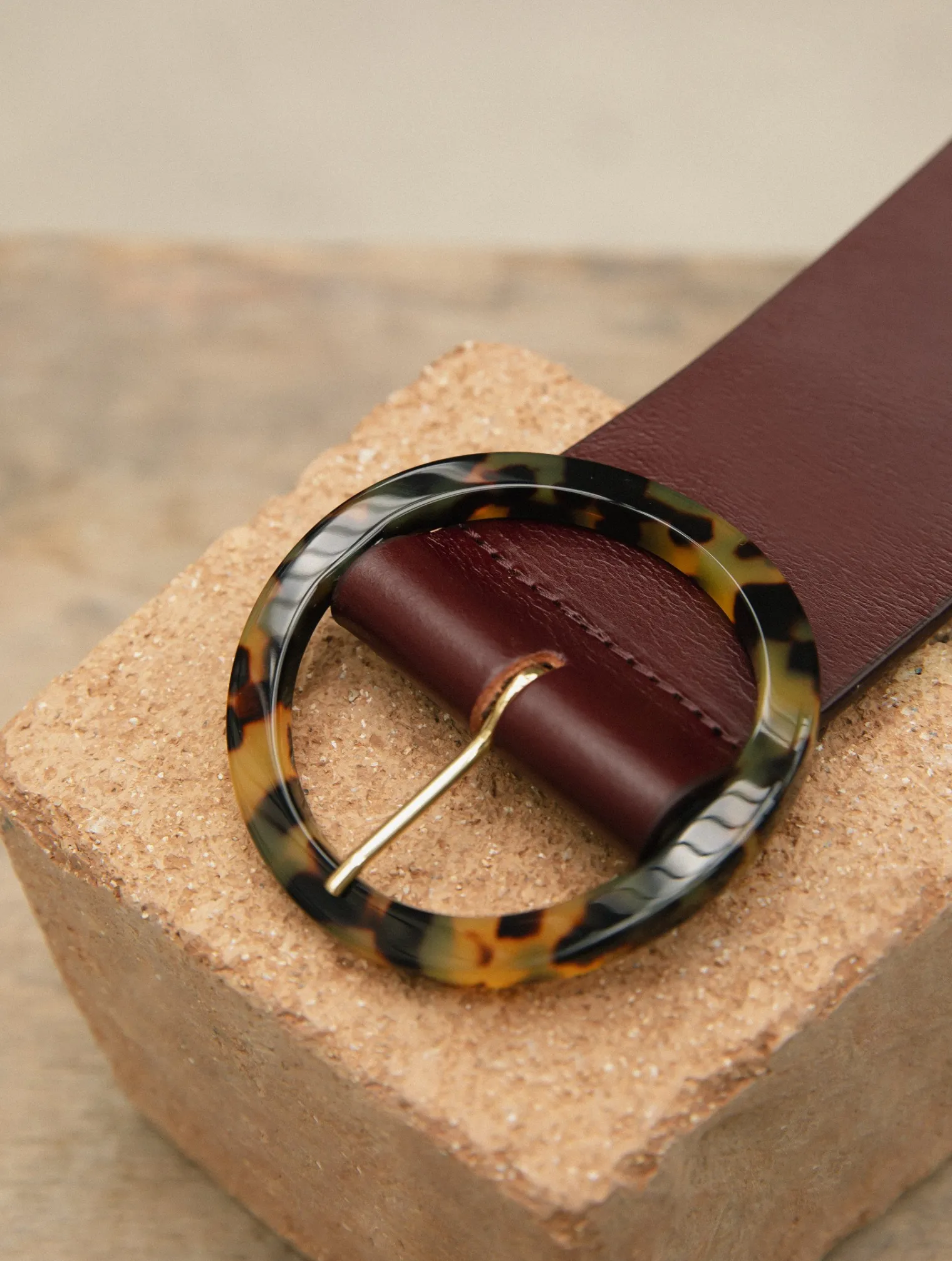 oia_0-8.webp Women Bobbies Belts | Oia