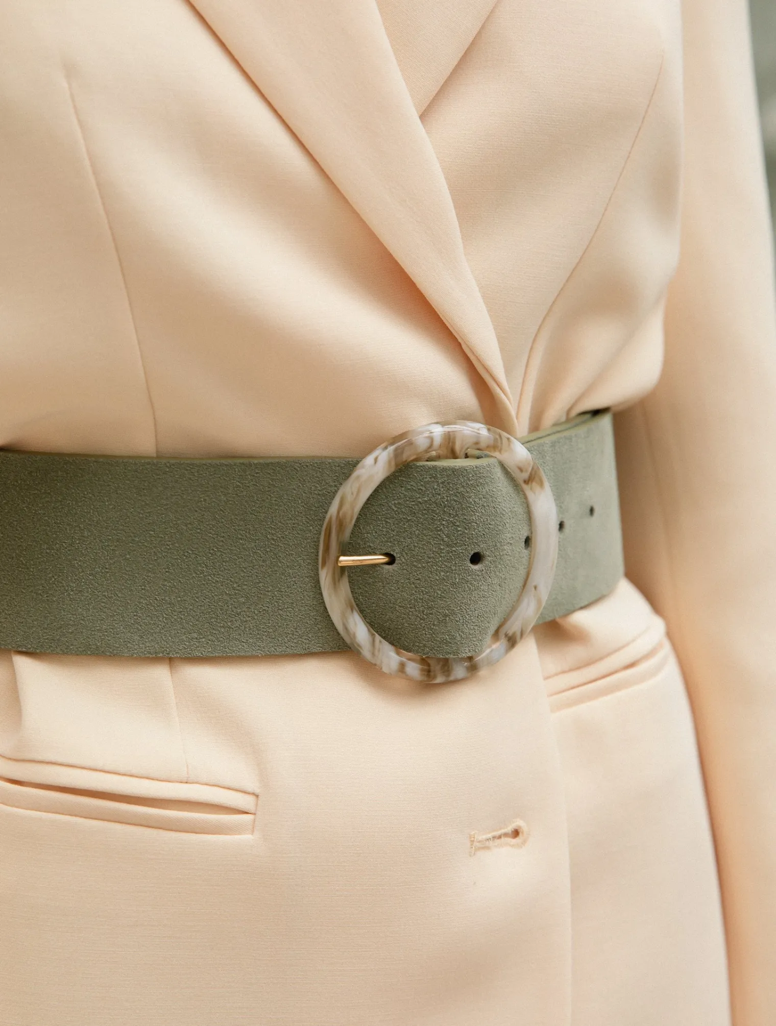 oia_4-4.webp Women Bobbies Belts | Oia