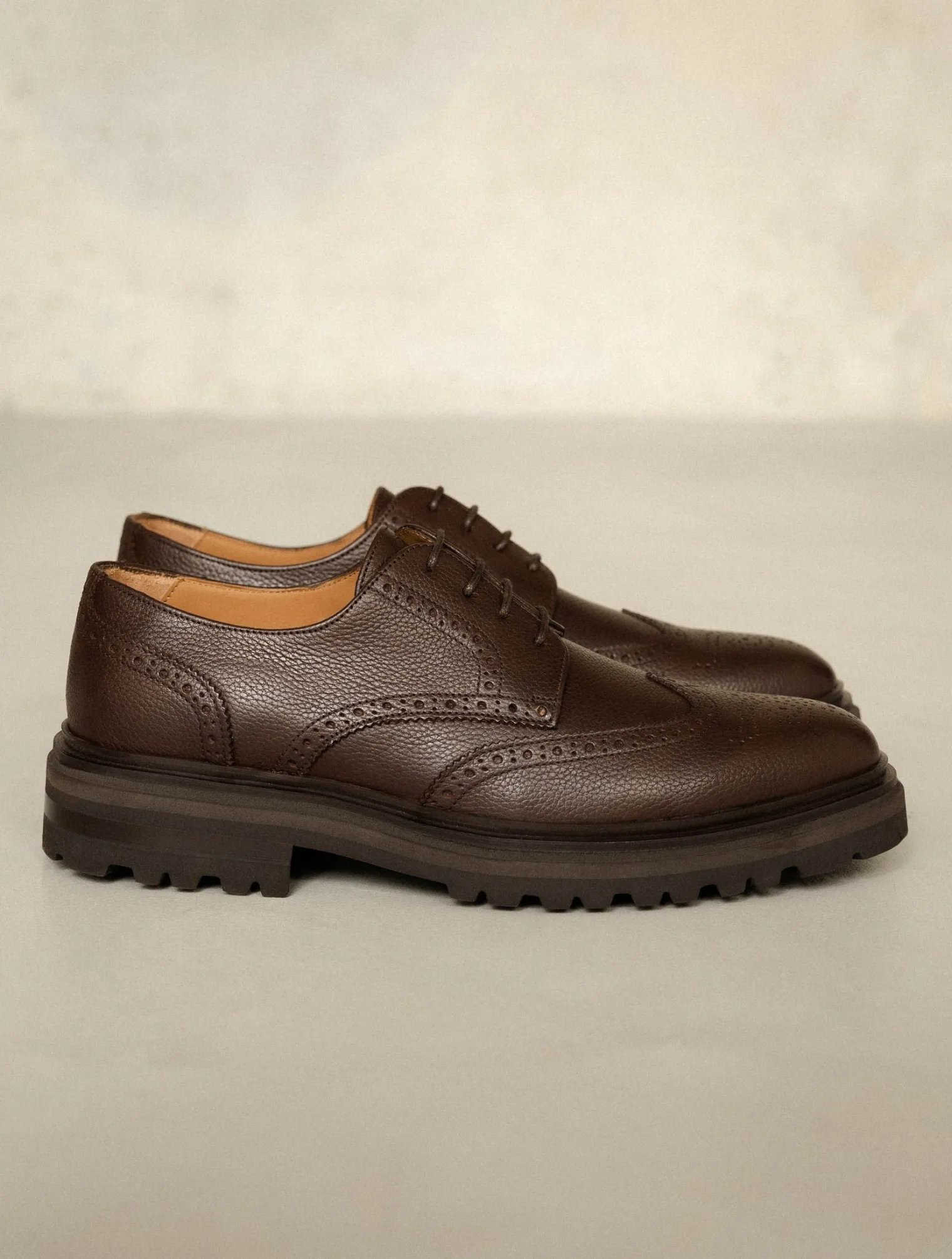oscar_2-1.webp Bobbies Derbies & Oxfords | Oscar
