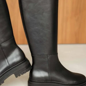 Women Bobbies Knee High Boots | Perry